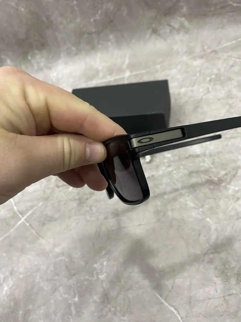 Oakley × Vintage Vintage Oakley Sunglasses Distressed Streetwear Size ONE SIZE - 2 Thumbnail
