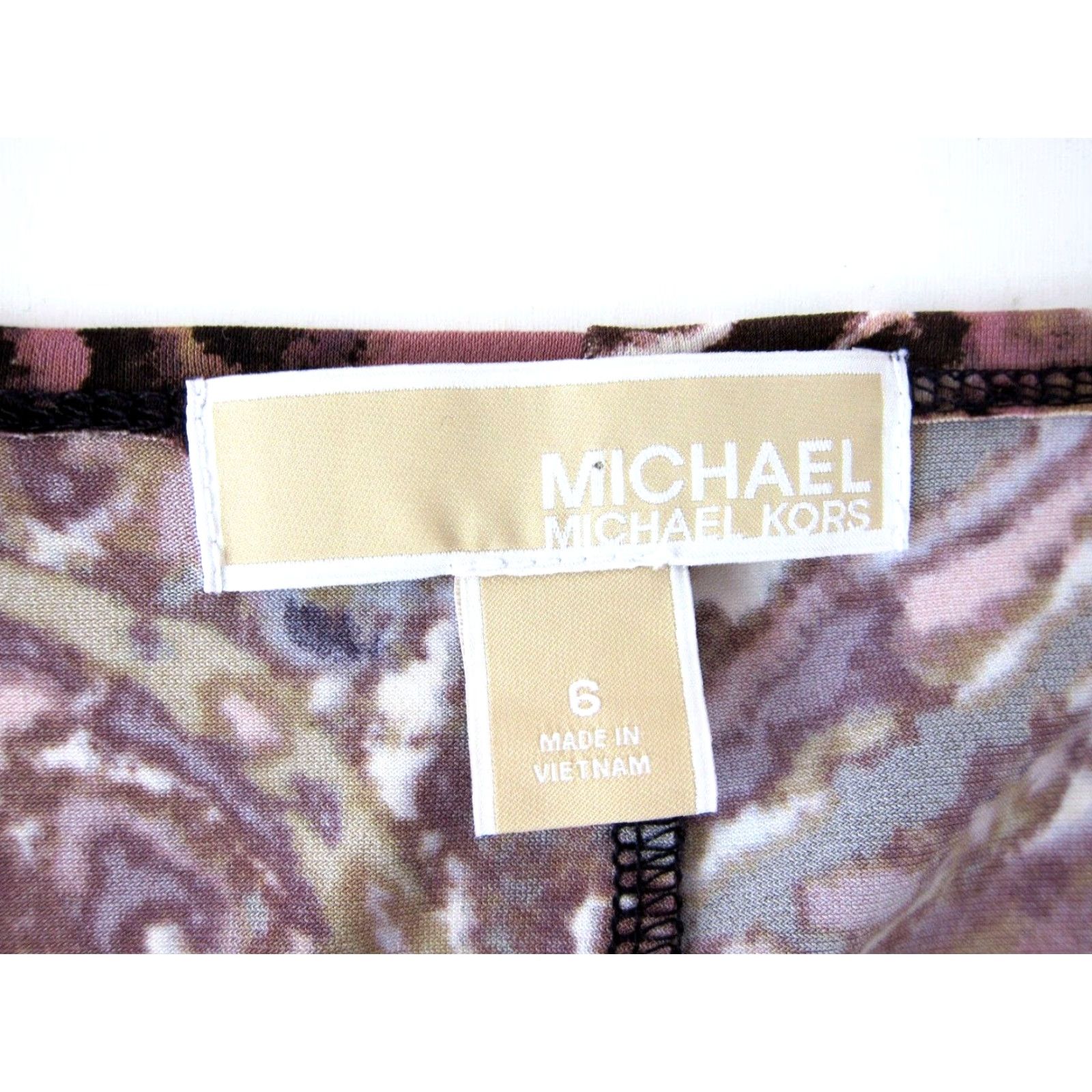 Michael Kors Michael Kors Pink Purple Long Sleeve V-Neck Stretch Wrap Dress 6 Women Dress Knit Geometric Pattern, 80s 90s Theme, Regular Size Size M / US 6-8 / IT 42-44 - 3 Thumbnail