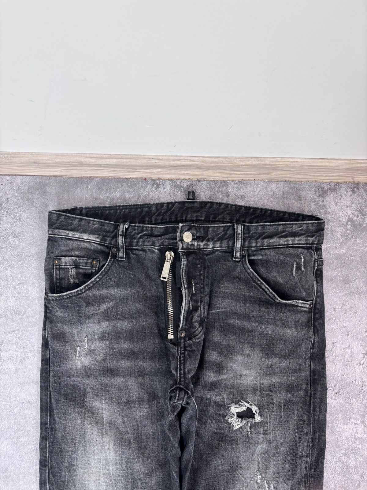 Dsquared2 Dsquared2 Men’s Black/Gray Wash Ripped Denim Jeans Size US 34 / EU 50 - 5 Thumbnail