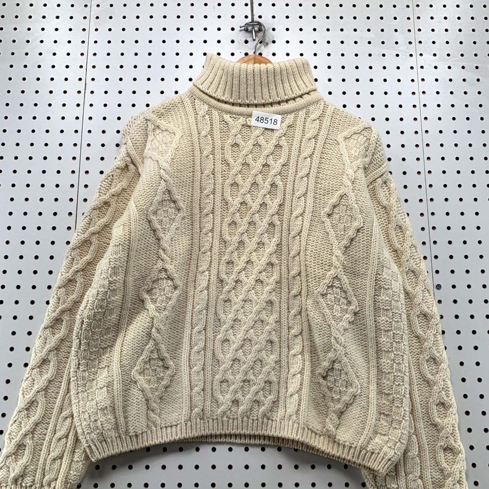 Vintage VINTAGE Callan Country Collection Sweater L Cream 90s Merino Wool Aran Knit Size L / US 10 / IT 46 - 4 Thumbnail