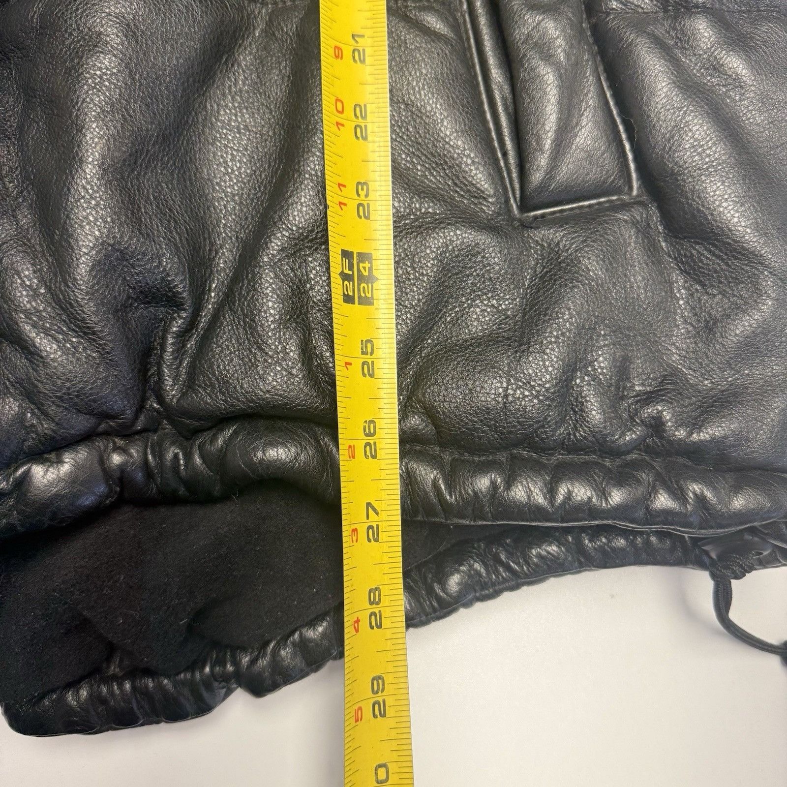 Wilsons Leather Vintage Wilsons Leather M Julian Leather Puffer Vest Mens L Size US L / EU 52-54 / 3 - 15 Thumbnail