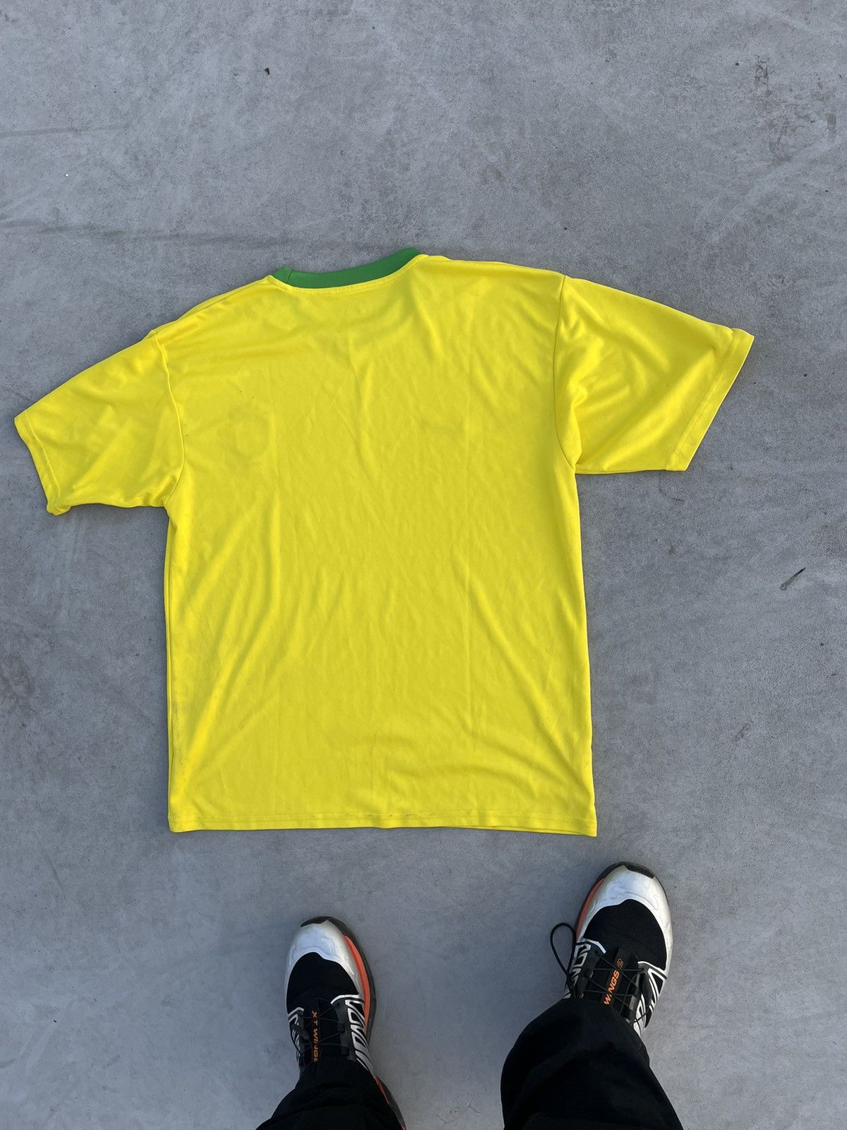 Vintage 2006 Football Shirt Nike Brazil Soccer Jersey Home Y2K Size US L / EU 52-54 / 3 - 7 Thumbnail