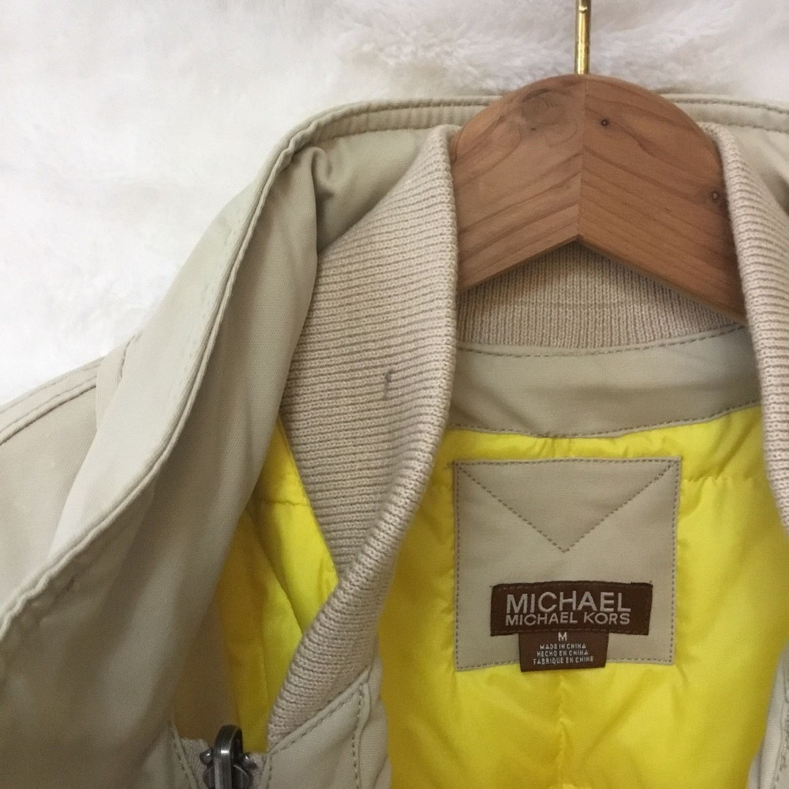 Michael Kors Michael Kors Beige 3-in-1 Jacket with Removable Vest Size US M / EU 48-50 / 2 - 6 Thumbnail