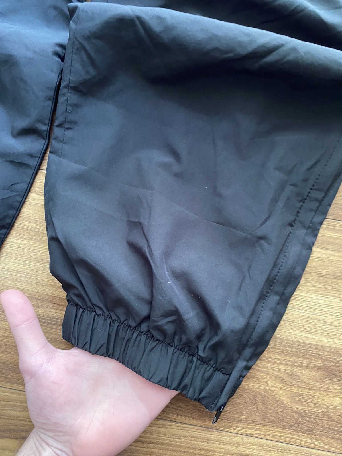 Nike × Vintage Nike Vintage Nylon Sweatpants,Y2K,Drill,Streetwear Size US 30 / EU 46 - 6 Thumbnail