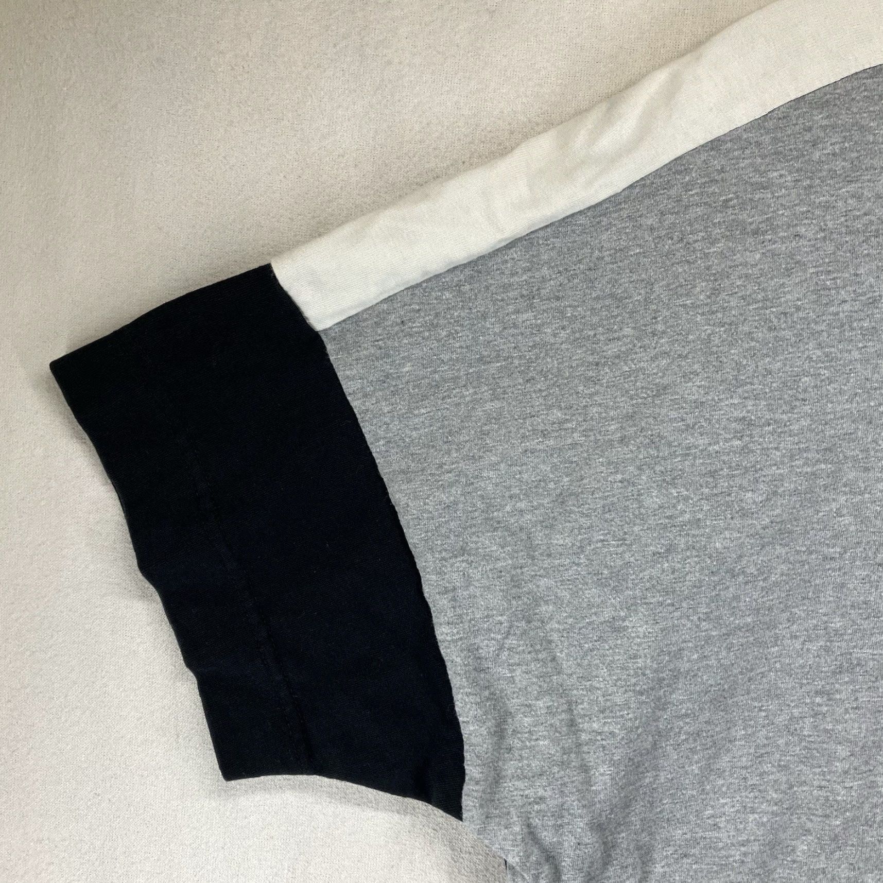 Nike Nike Men’s Colorblock T-Shirt Crewneck Short Sleeve Cotton Black Gray White S Logo Retro 90s Sports Men’s Regular Short Sleeve Tee Size US S / EU 44-46 / 1 - 6 Thumbnail