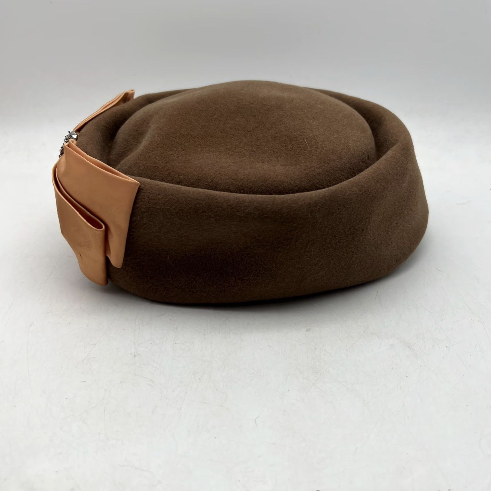 The Essential Hat Co. Pillbox Toque Hat Womens OS Brown Vintage wool dead stock Pillbox hat are still here in 2026! I found a stunning  main image 2