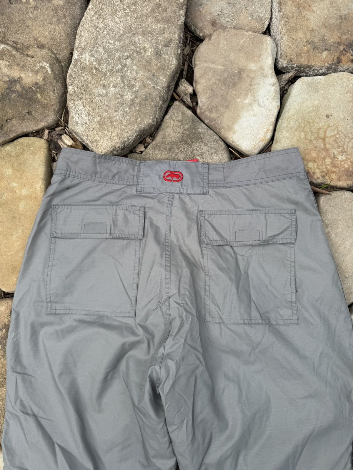 Ecko Unltd. Vintage Ecko Untdl Distressed Nylon Tracking Pants Size US 34 / EU 50 - 13 Thumbnail