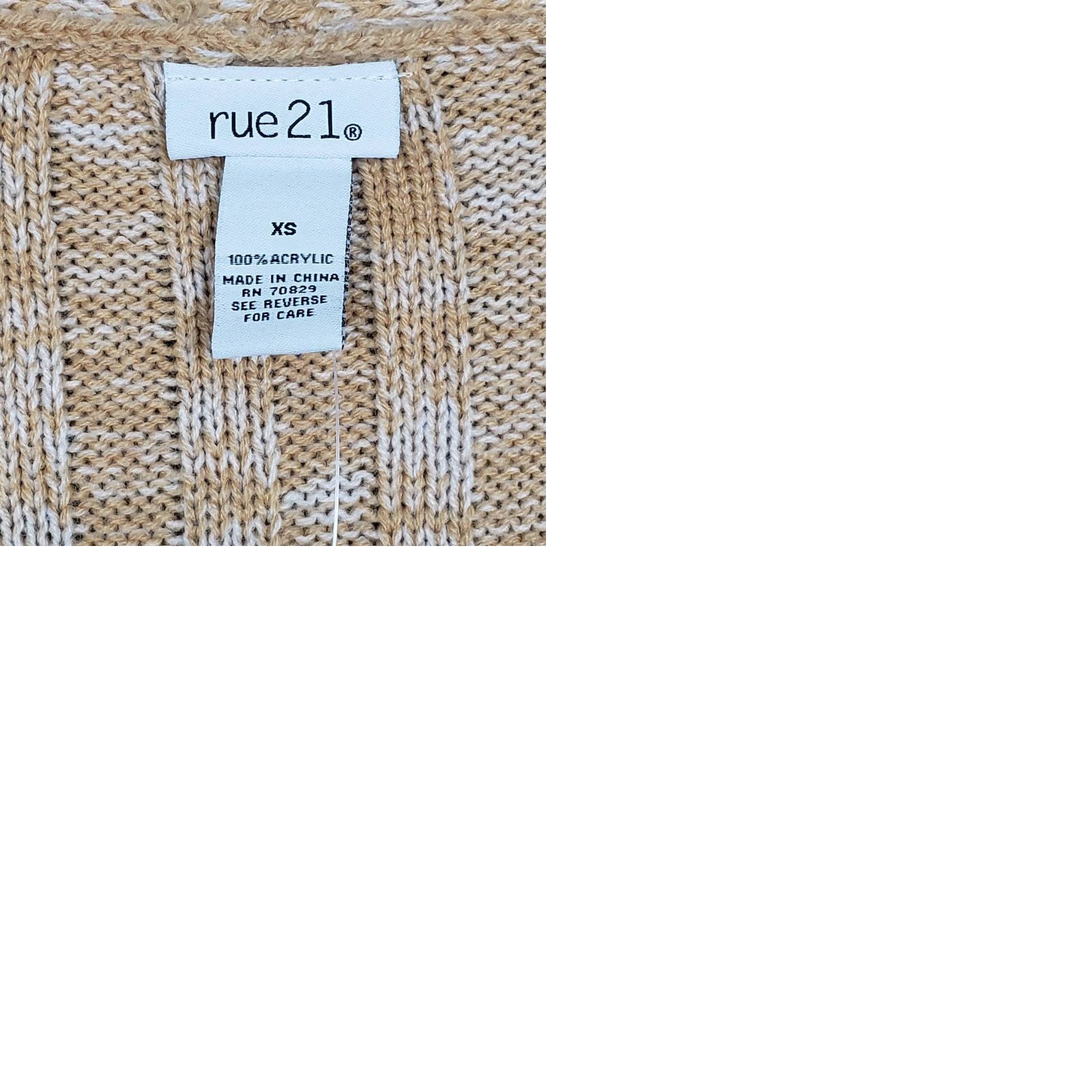 Vintage **Rue21 Women XS Pullover Green Beige Striped V-Neck Knit Sweater** User: Rue21 Women XS Pullover Green Beige Striped V-Neck Knit Sweater Size XS / US 0-2 / IT 36-38 - 9 Thumbnail