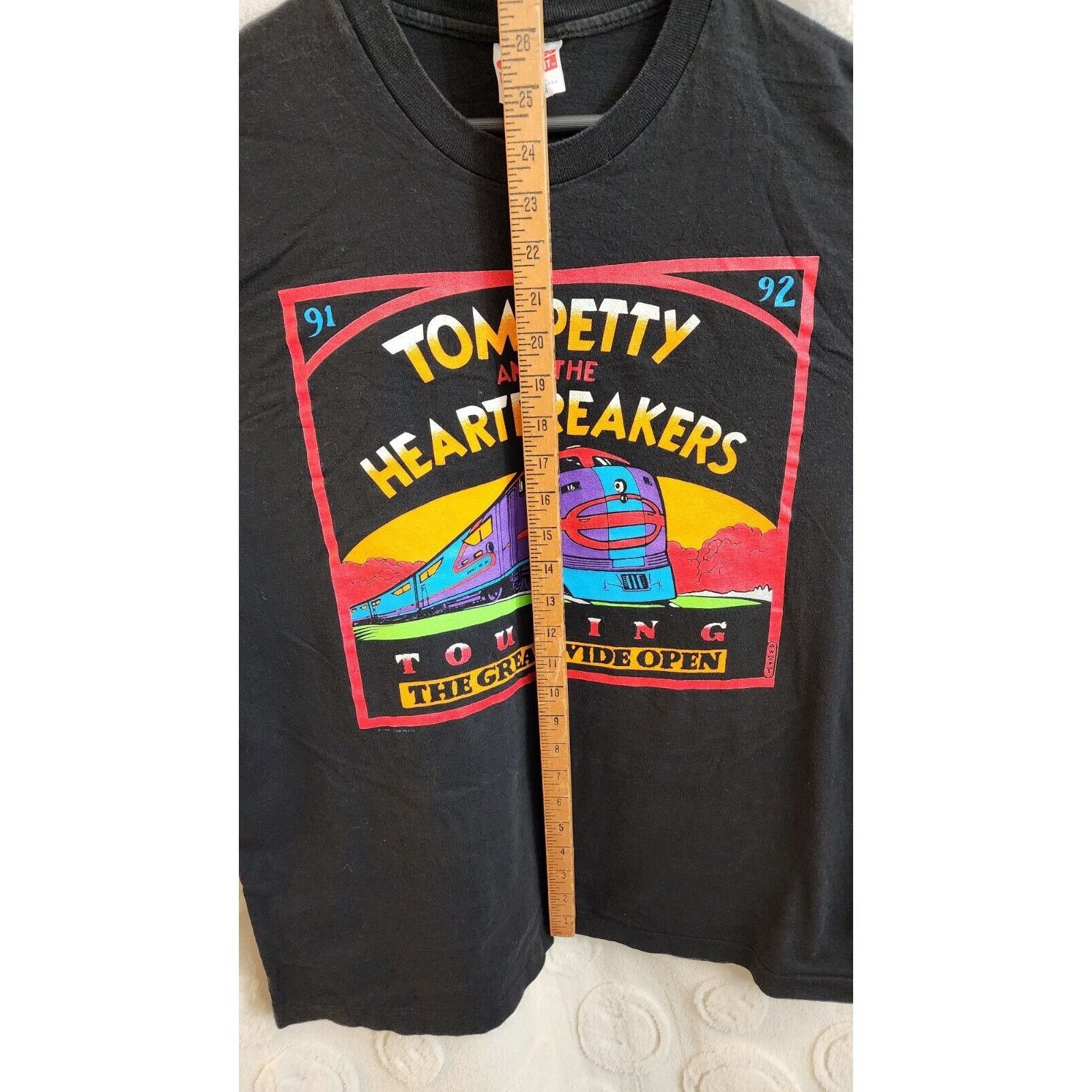 Hanes VTG XL Tom Petty And The Heartbreakers Concert Tee Size US XL / EU 56 / 4 - 2 Thumbnail