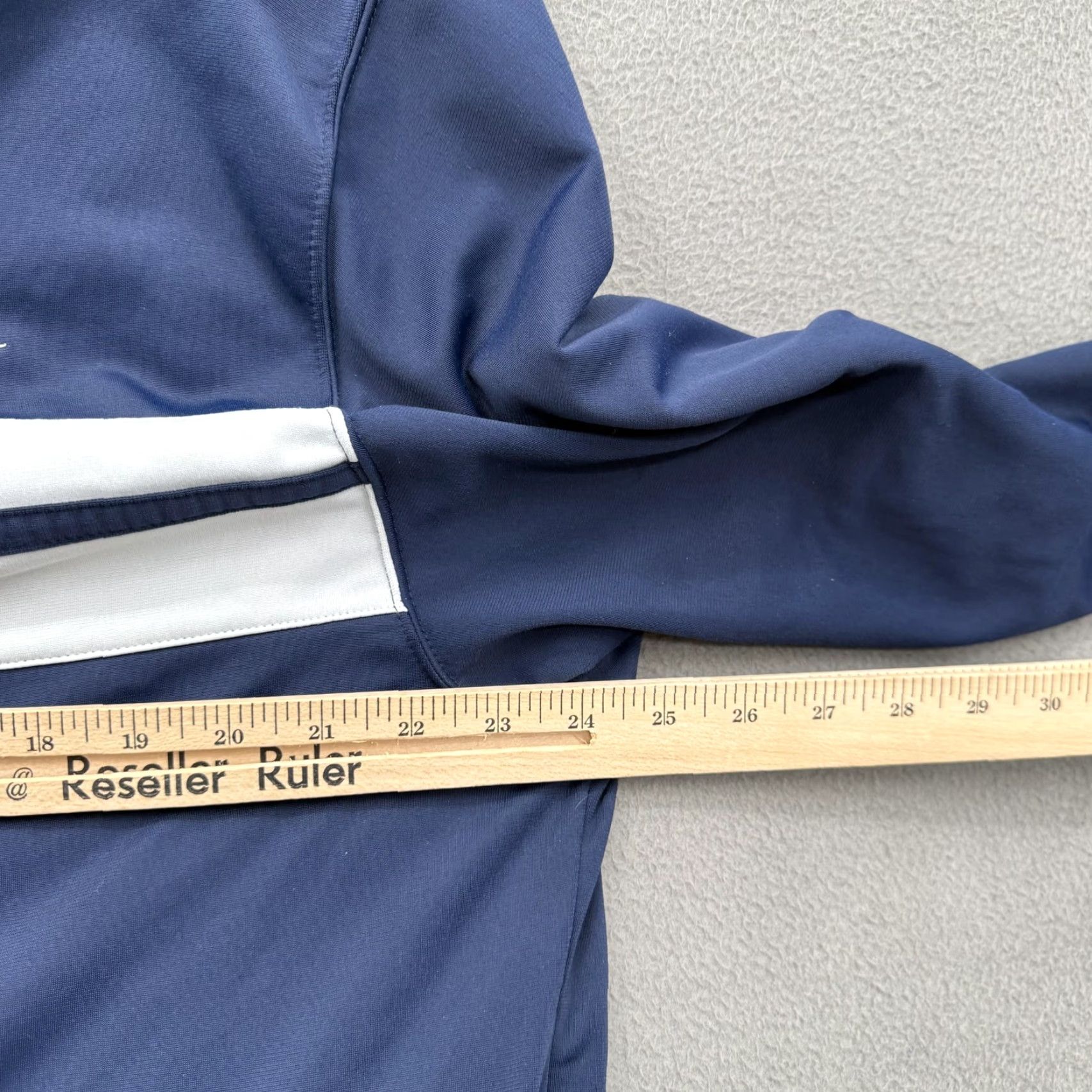 Nike Vintage Nike Track Jacket Mens XL Blue White Stripe Full Zip Athletic Training Size US XL / EU 56 / 4 - 4 Thumbnail