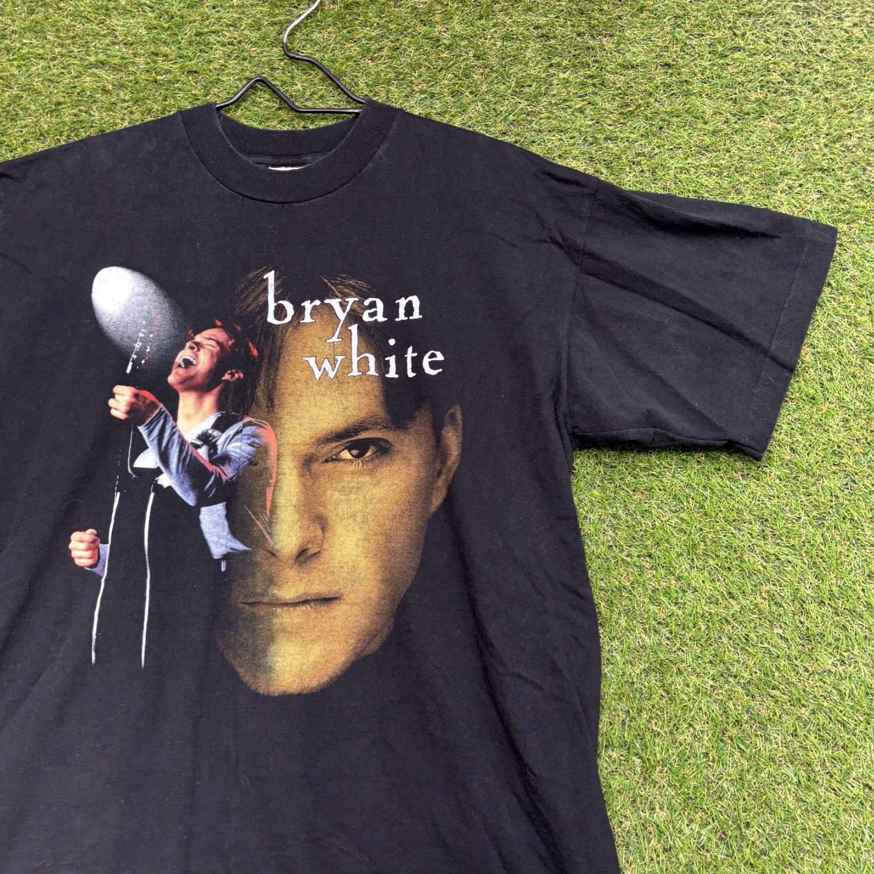 Fruit Of The Loom VINTAGE Bryan White Shirt Mens XL 90s Sittin' on Go Cotton White Short Sleeve Crew Neck T-Shirt Fruit of the Loom Mens Vintage 1990s Music Size US XL / EU 56 / 4 - 2 Thumbnail