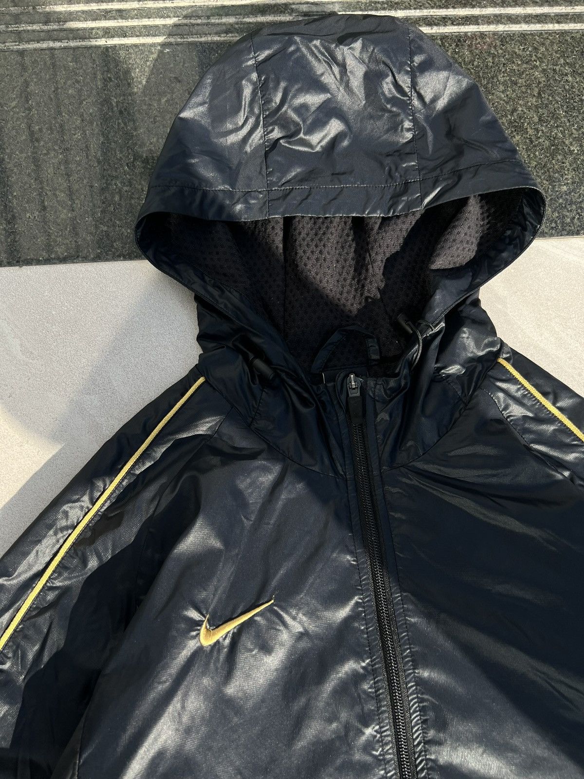 Nike × Vintage 00s Nike Swoosh Vintage Y2K Oversized Hooded Retro Jacket Size US S / EU 44-46 / 1 - 4 Thumbnail