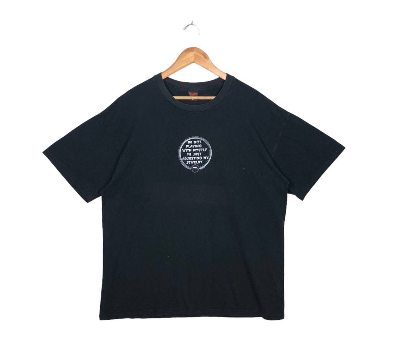 Fashion Victim Vintage 90s Fashion Victim Wording Tshirt Size US XL / EU 56 / 4 - 1 Thumbnail