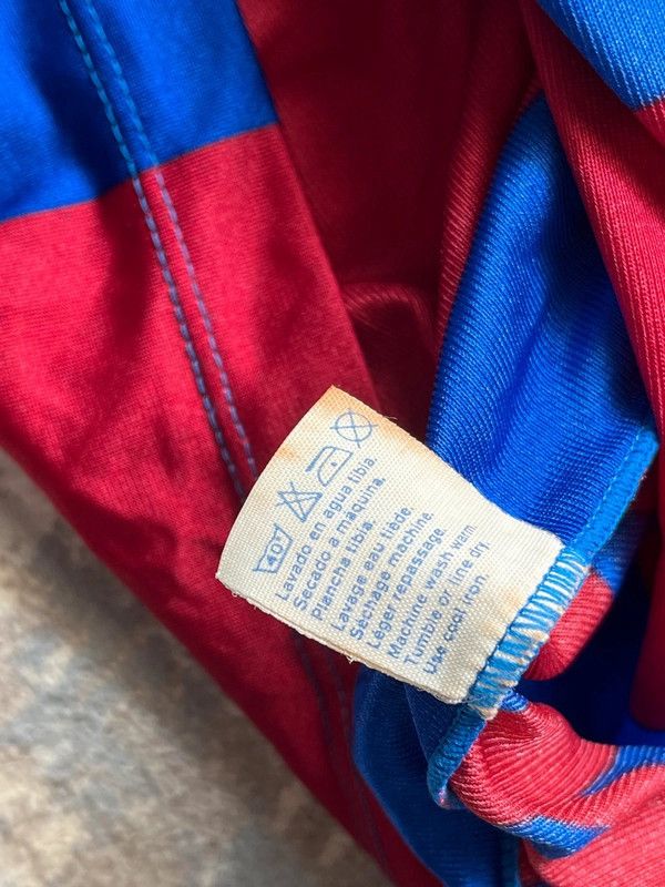 Other Meyba x F.C. Barcelona Sz M Top Tank 1980s Rare Football Size US M / EU 48-50 / 2 - 9 Thumbnail