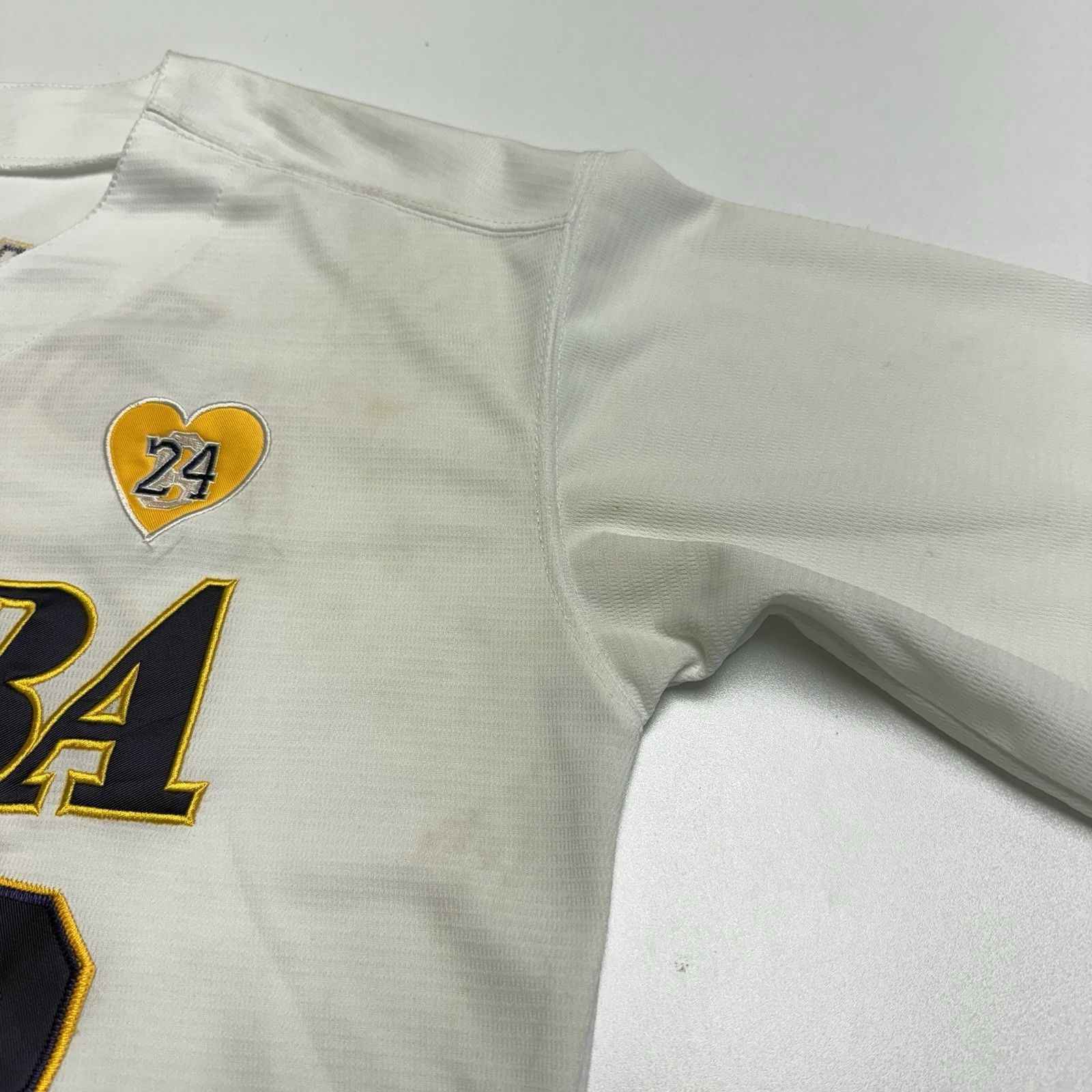 Other Mamba Kobe Bryant Baseball Jersey 8 24 White Large 23x29 Size US L / EU 52-54 / 3 - 5 Thumbnail