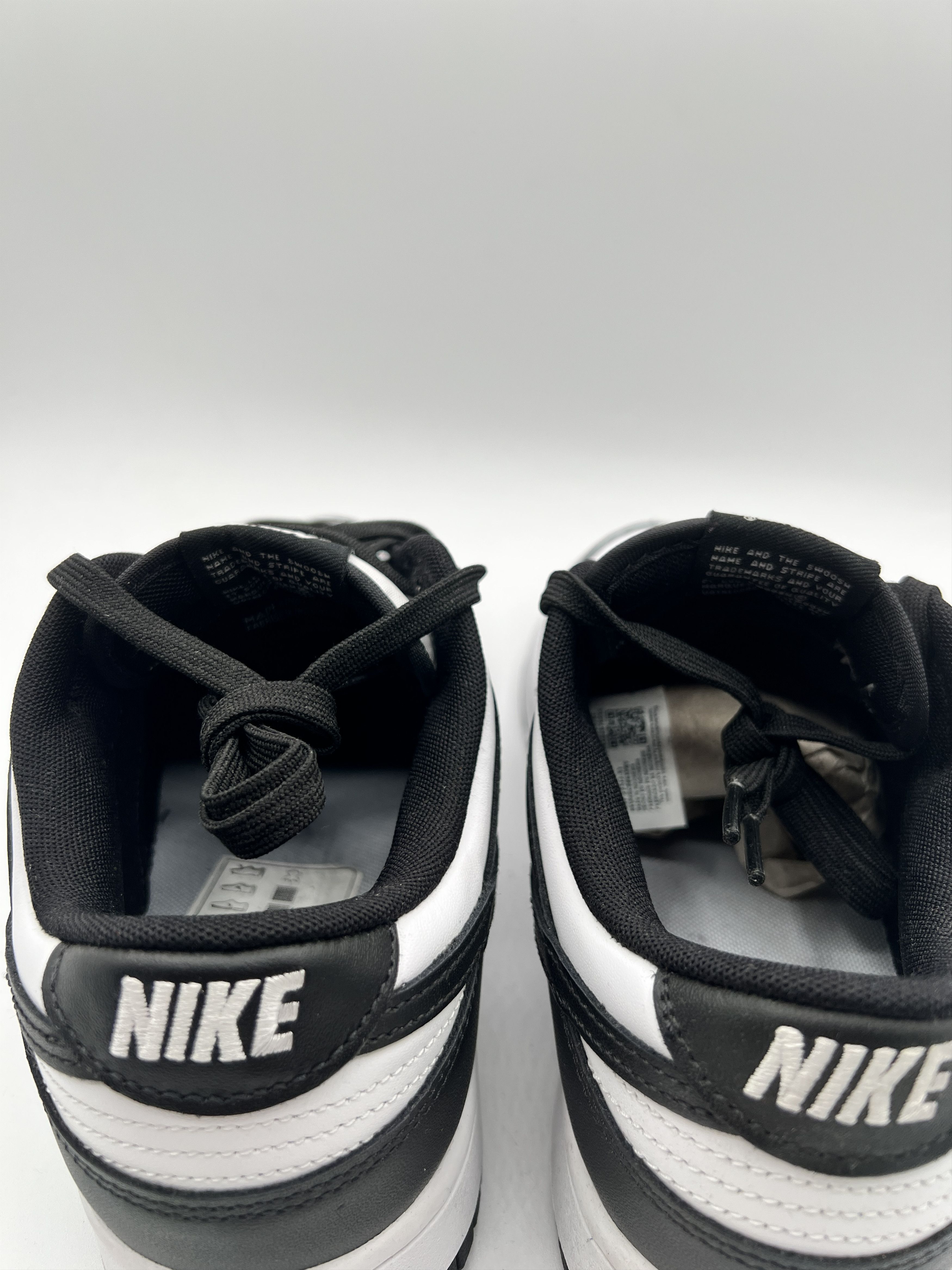Nike Nike Men's Dunk Low Retro Panda 2021 DD1391-100 Black SZ 9.5 Size US 9.5 / EU 42-43 - 7 Thumbnail