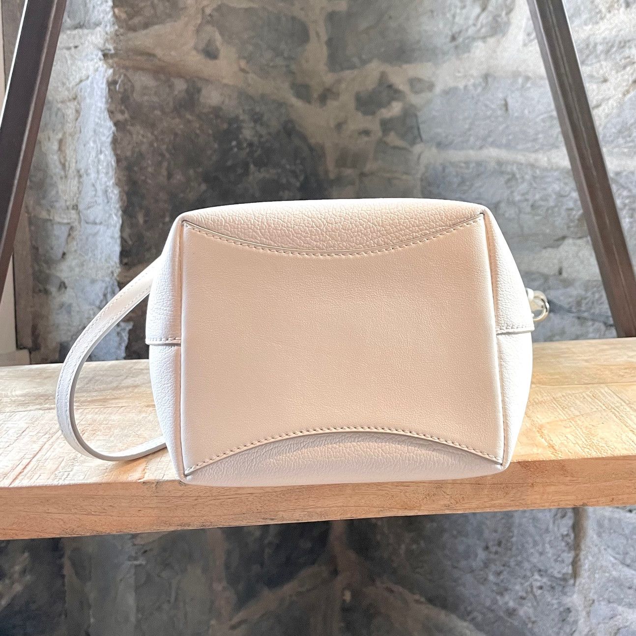 Jimmy Choo Jimmy Choo Ivory Leather Crystal Madeline Bucket Bag Size ONE SIZE - 5 Thumbnail