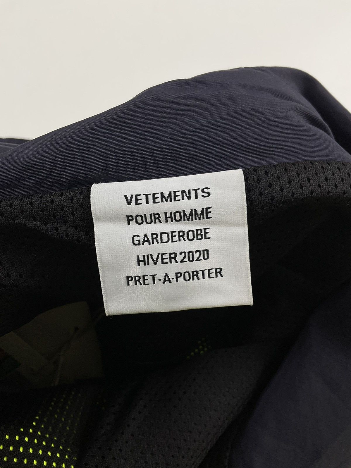 Vetements Vetements F/W'19 Hi Vis Anarchy Parka Jacket Size US M / EU 48-50 / 2 - 11 Thumbnail
