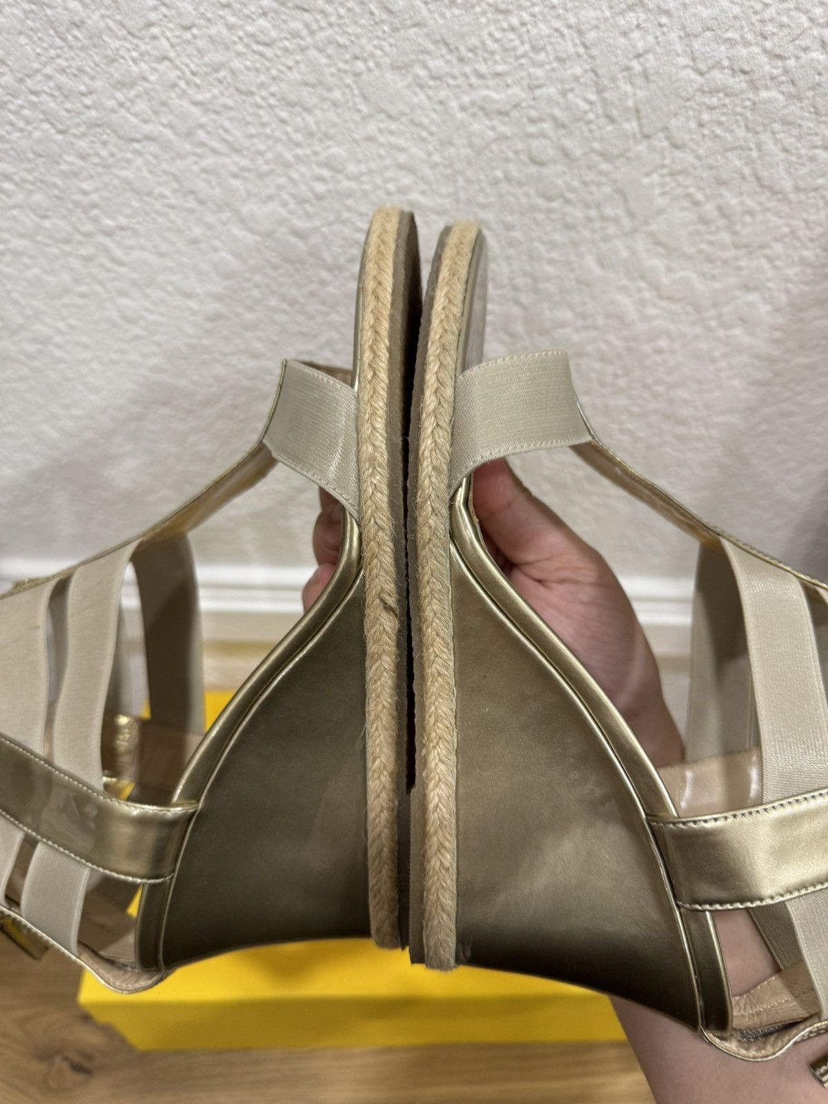 Fendi Fendi Zeppa Vernice + Elastico Wedge Sandals Size US 6 / IT 36 - 9 Thumbnail