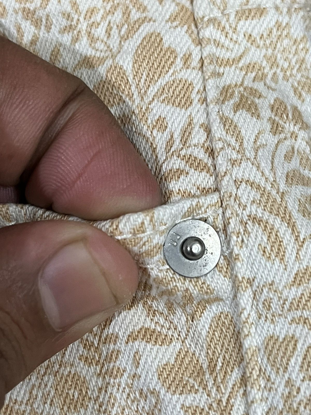 Jun Takahashi × Uniqlo Vintage UJ Batik Style Denim Size US 32 / EU 48 - 7 Thumbnail