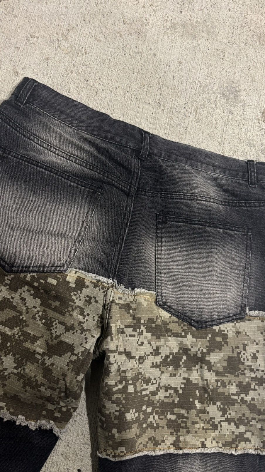 Other Nothing Into Something Digital Camo Denim Size US 34 / EU 50 - 12 Thumbnail