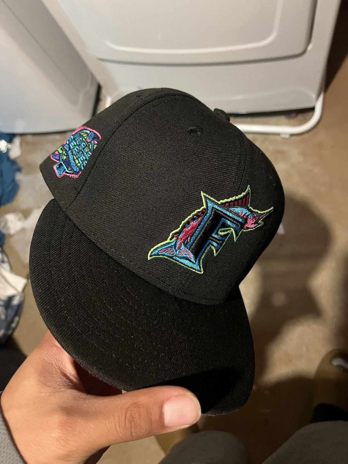New Era × Vintage Miami Marlins Fitted w/100th WorldSeriesAnniversary Patch Size ONE SIZE - 1 Thumbnail