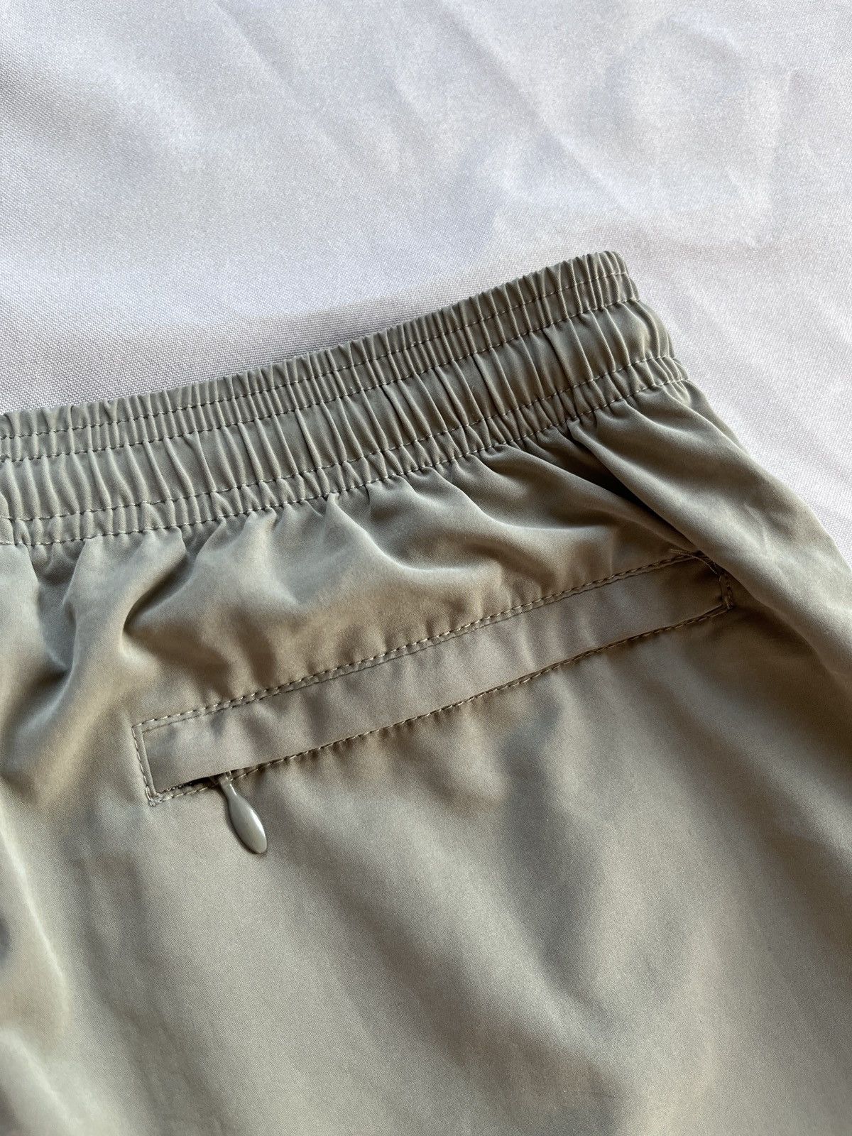 Adidas Adidas Equipment Olive Shorts Size US 32 / EU 48 - 13 Thumbnail
