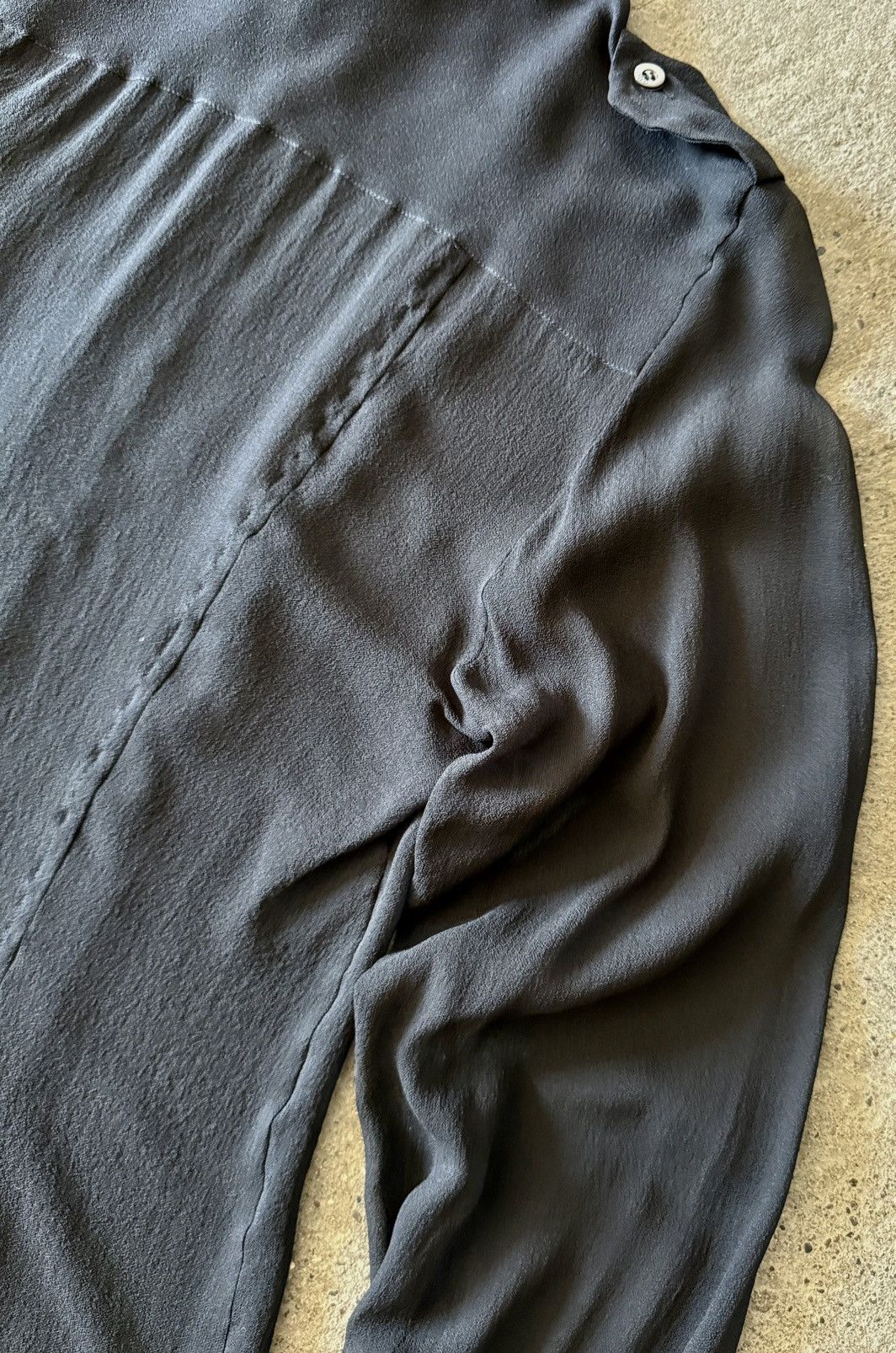 Gucci Gucci - Tom Ford - Fall 1996 - Sheer Silk with Epaulettes Size S / US 4 / IT 40 - 13 Thumbnail