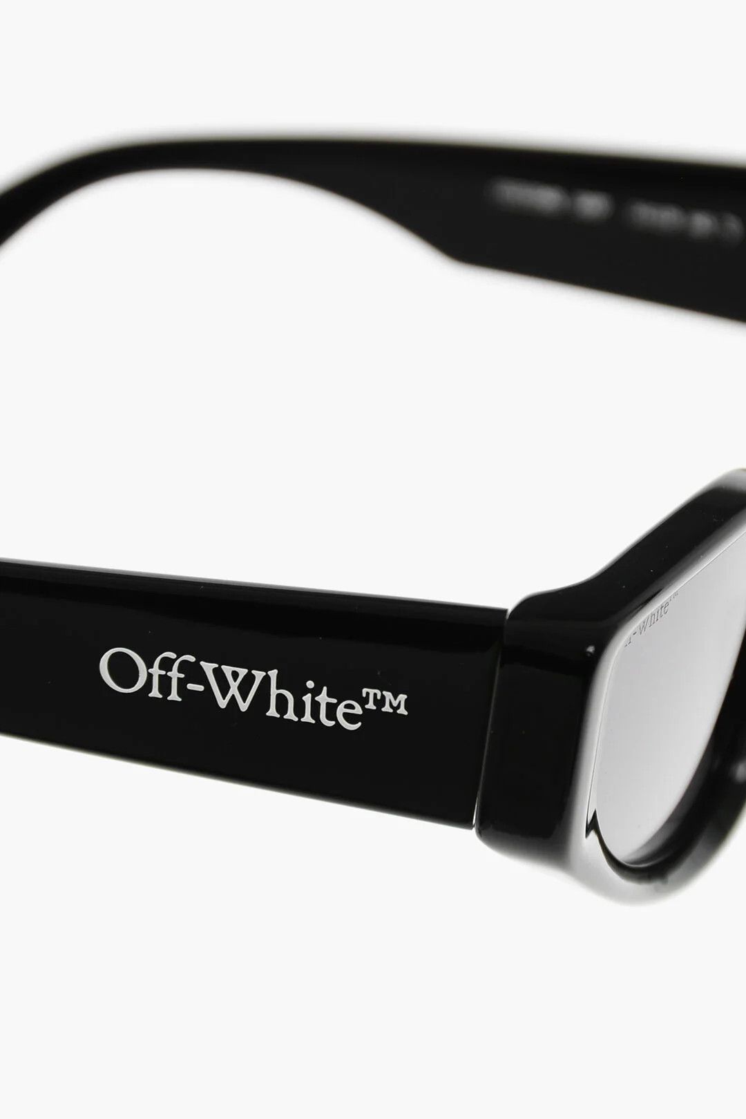 Off-White og1mm0426 Size: OS / Butterfly Sunglasses in Black Size ONE SIZE - 4 Thumbnail