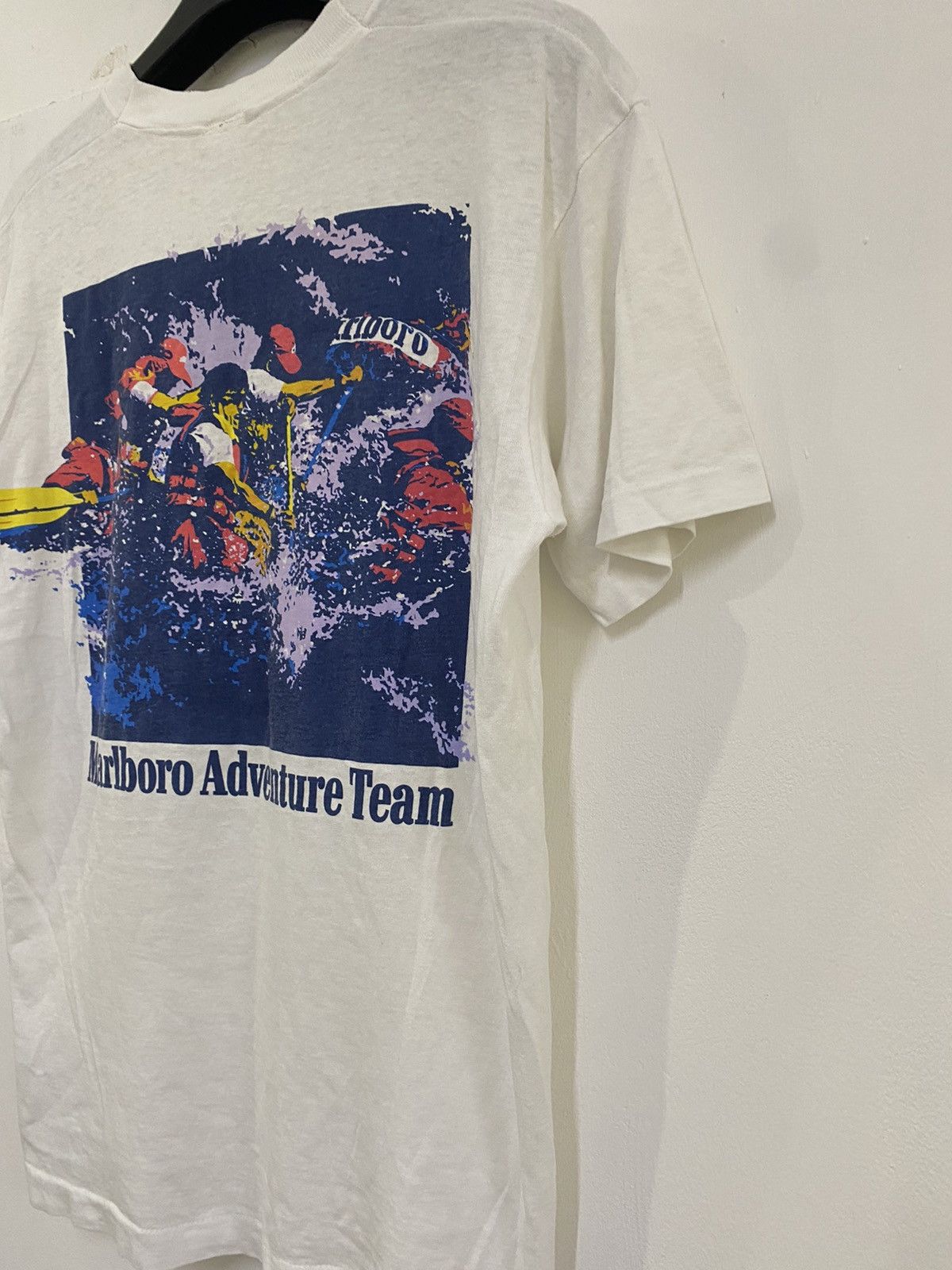 Vintage 💥VINTAGE MARLBORO ADVANTURE TEAM SINGLE STICH POCKET TEE Size US L / EU 52-54 / 3 - 4 Thumbnail