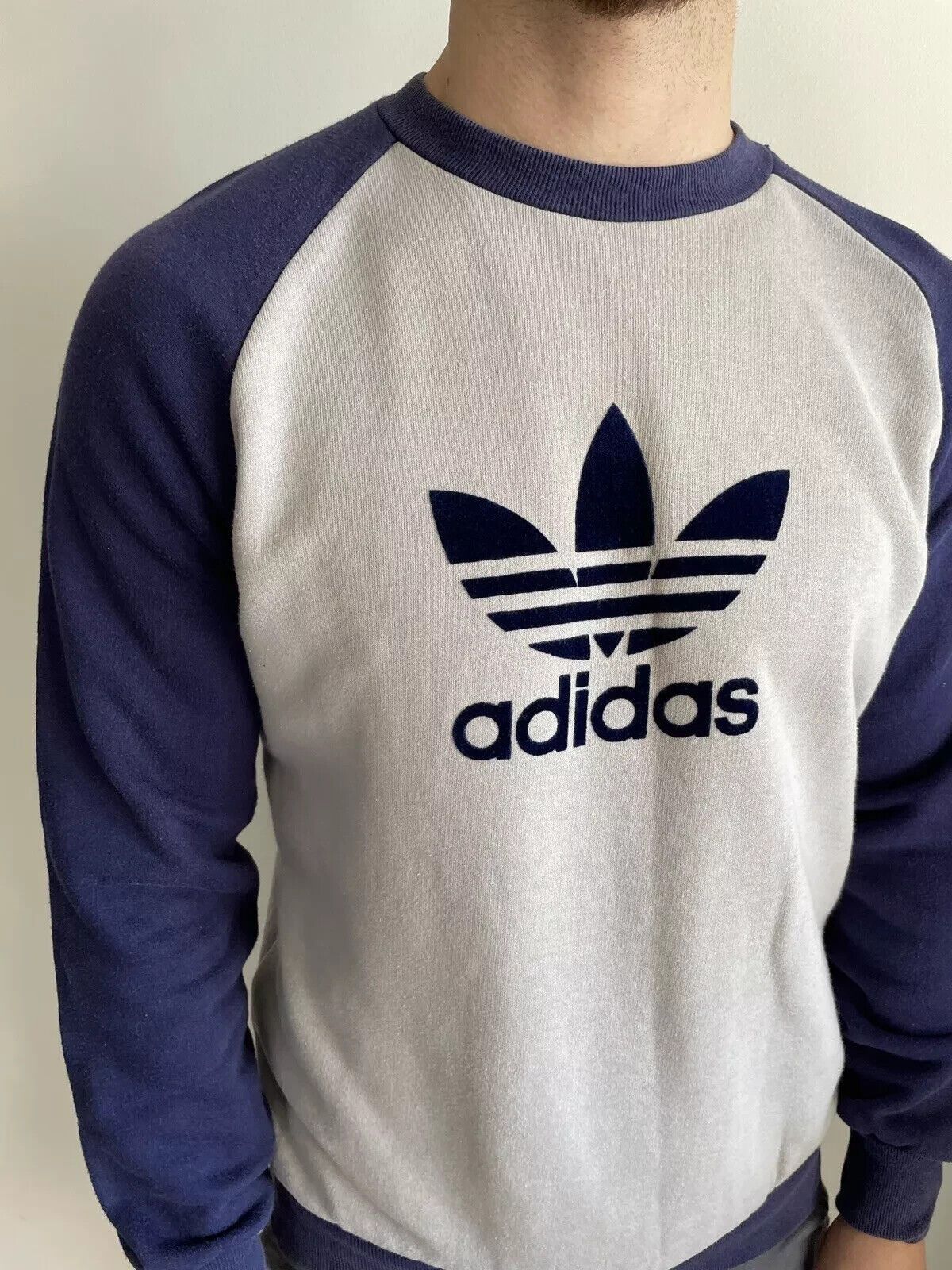 Adidas VINTAGE ADIDAS 1990s 90s SWEATSHIRT SWEATER BIG LOGO HOODIE Size US S / EU 44-46 / 1 - 2 Thumbnail