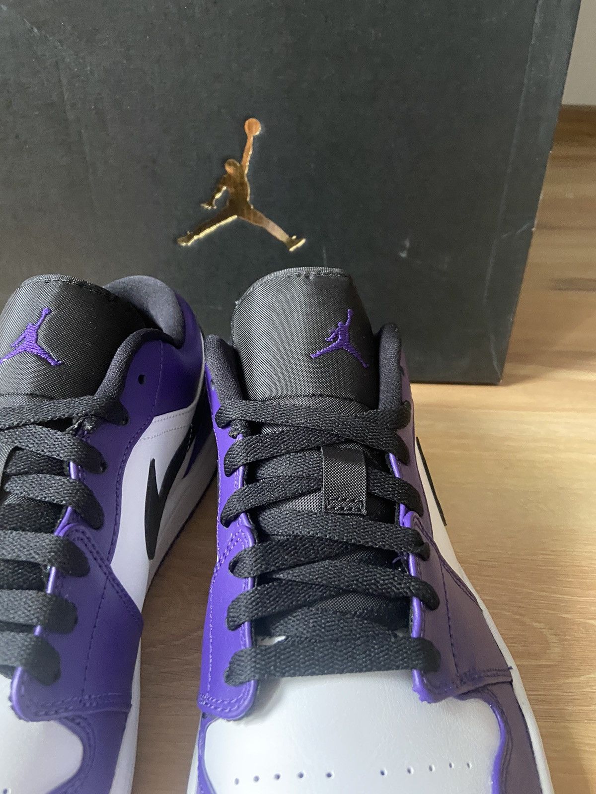Jordan Brand Air Jordan 1 Low Court Purple White Size US 11 / EU 44 - 4 Thumbnail