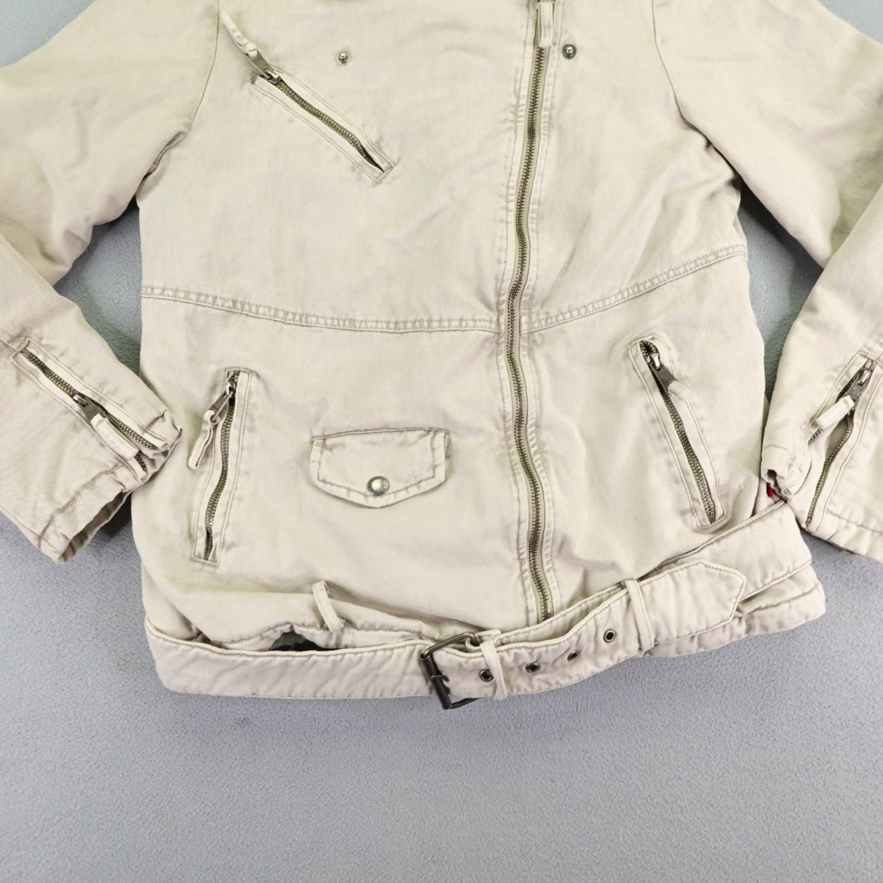 Levi's Levi's Jacket Womens M Beige Cotton Canvas Long Sleeve Zip Basic Jacket Outdoor Casual Travel Workwear Lined Pockets Belted Logo Zipper Size M / US 6-8 / IT 42-44 - 6 Thumbnail