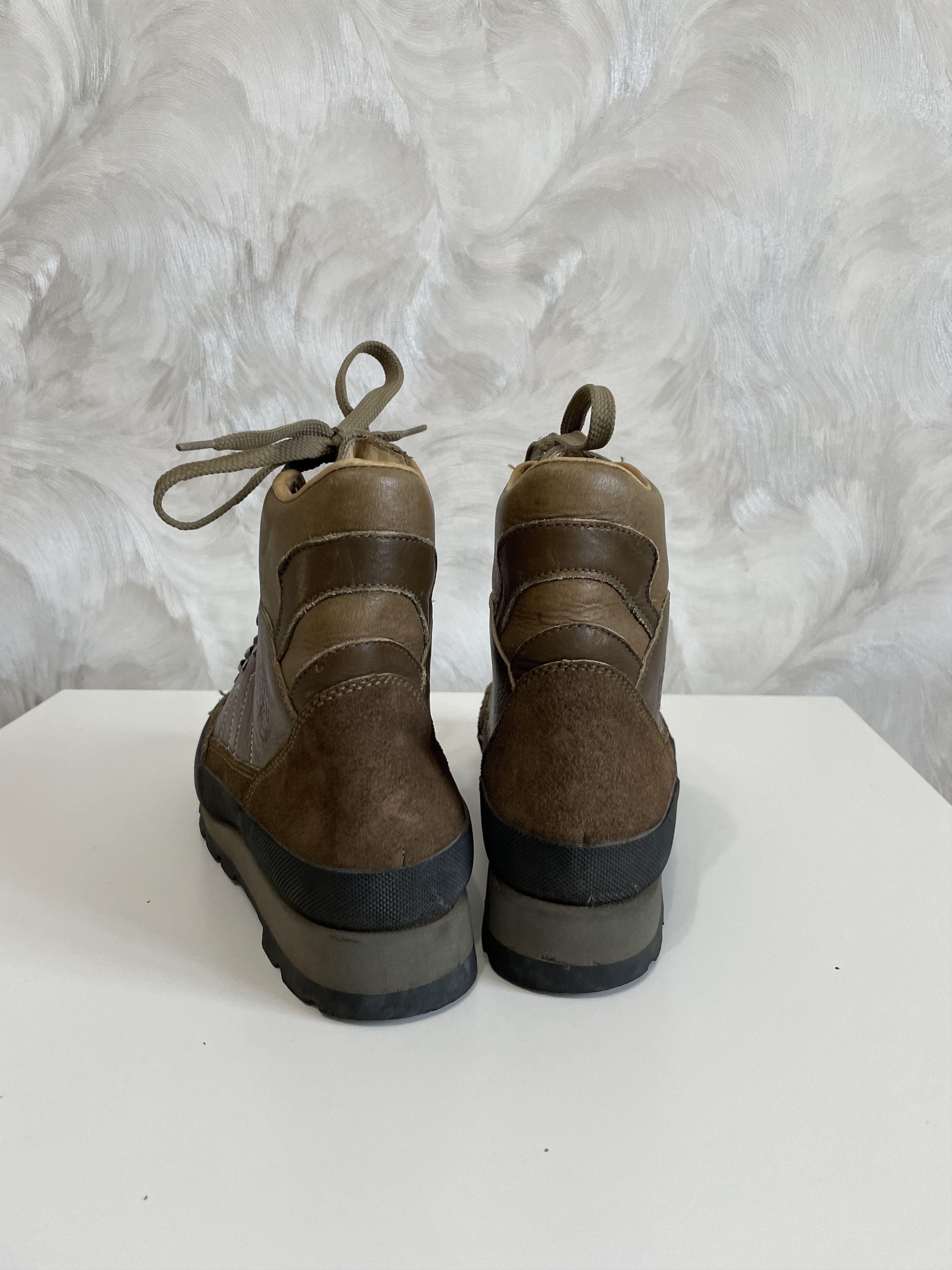 Hanwag × Vintage MENS VINTAGE OUTDOOR BOOTS HANWAG Size US 5.5 / EU 38 - 3 Thumbnail