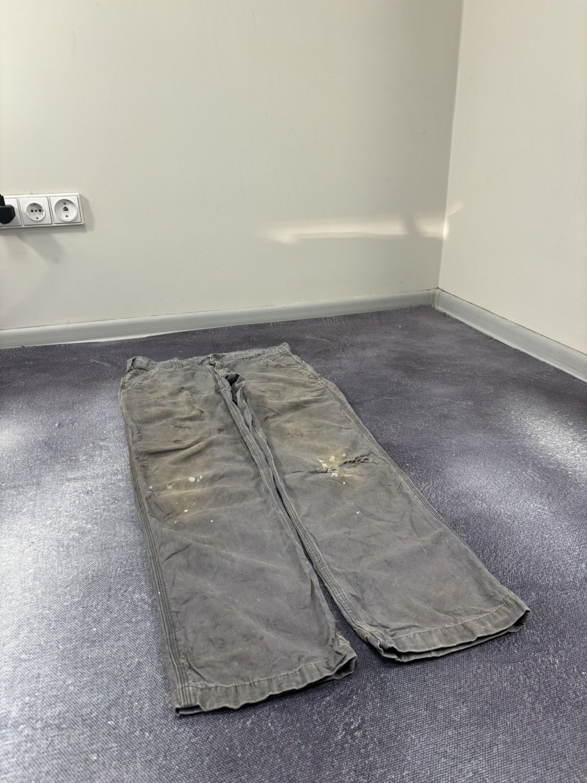 Carhartt Vintage Carhartt USA Distressed Gray Work Carpenter Pants Size US 32 / EU 48 - 9 Thumbnail