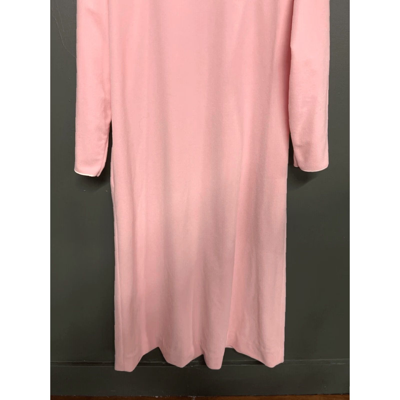 Vintage VINTAGE Vanity Fair Large Pink Sleep Night Gown USA Womens Large Size ONE SIZE - 5 Thumbnail