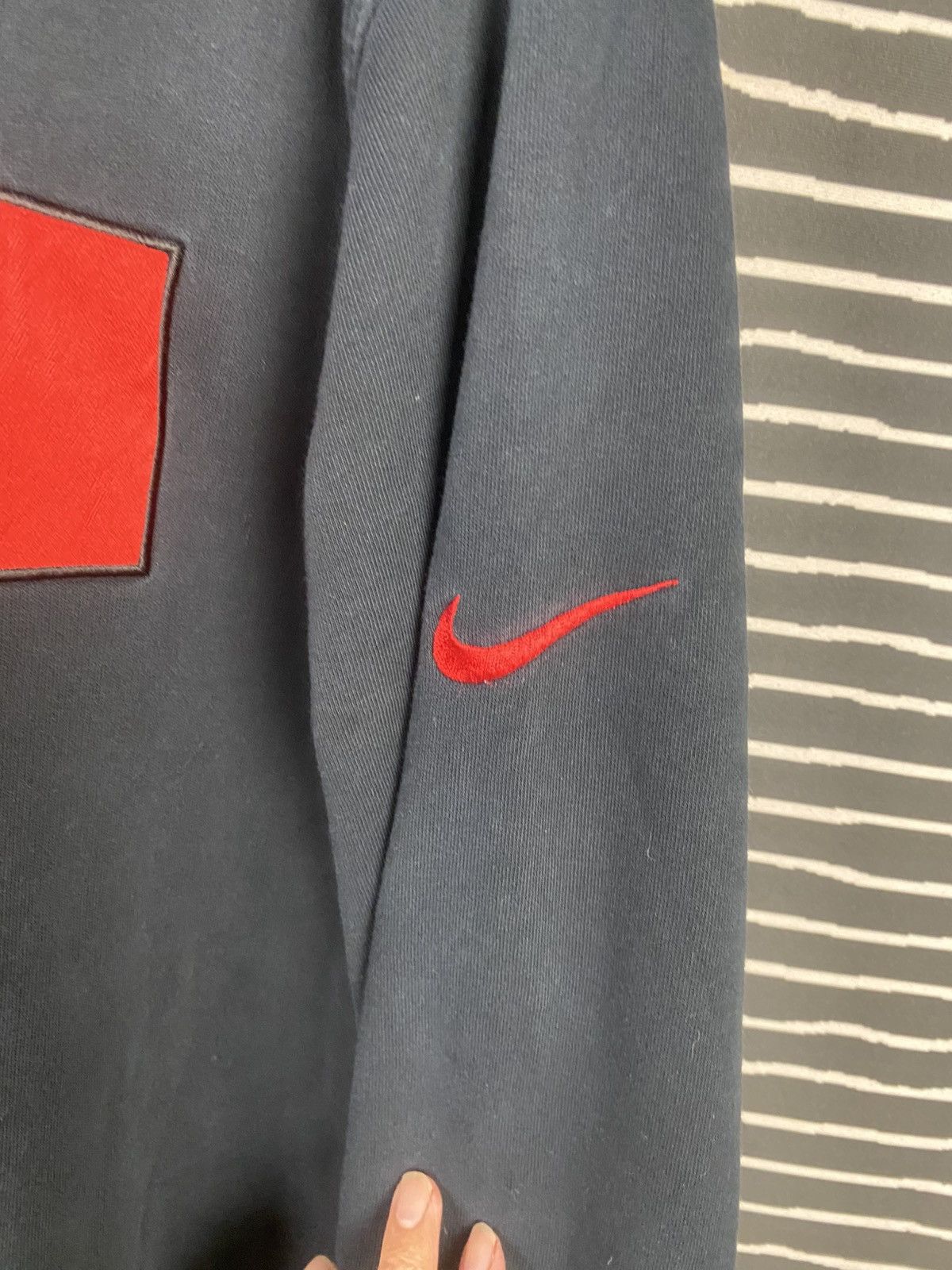 Nike Distress Nike X Lebron James Pullover hoodie Size US XL / EU 56 / 4 - 4 Thumbnail