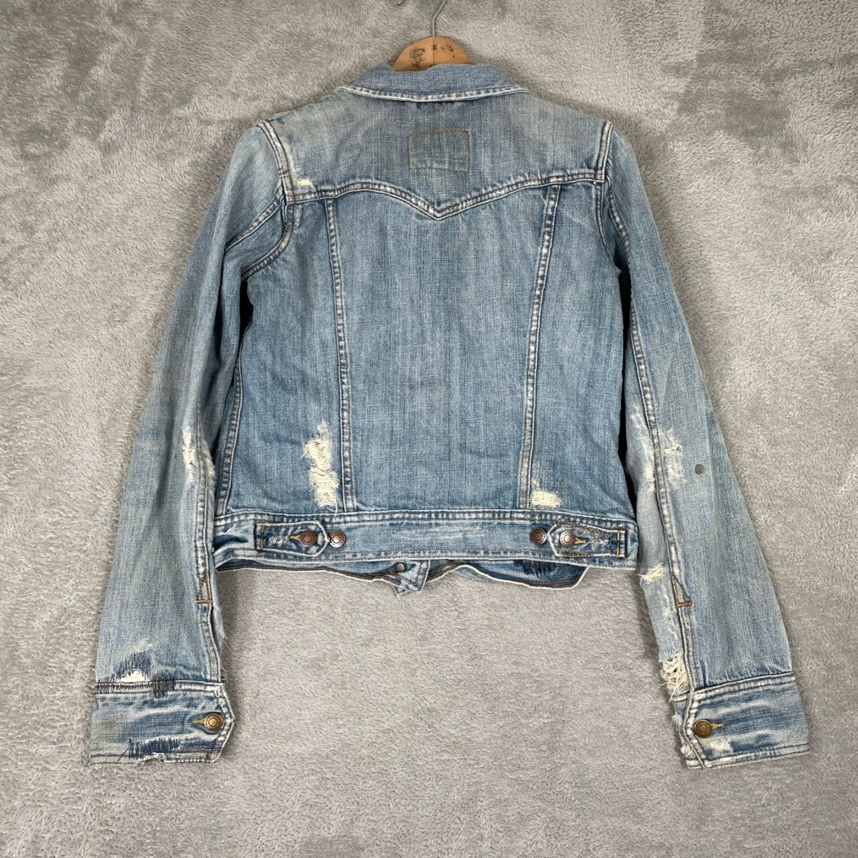 Abercrombie & Fitch Abercrombie & Fitch Denim Jacket Womens Medium Blue Distressed Grunge Y2K Jacket Boys Girls Mens Apparel Size M / US 6-8 / IT 42-44 - 2 Thumbnail