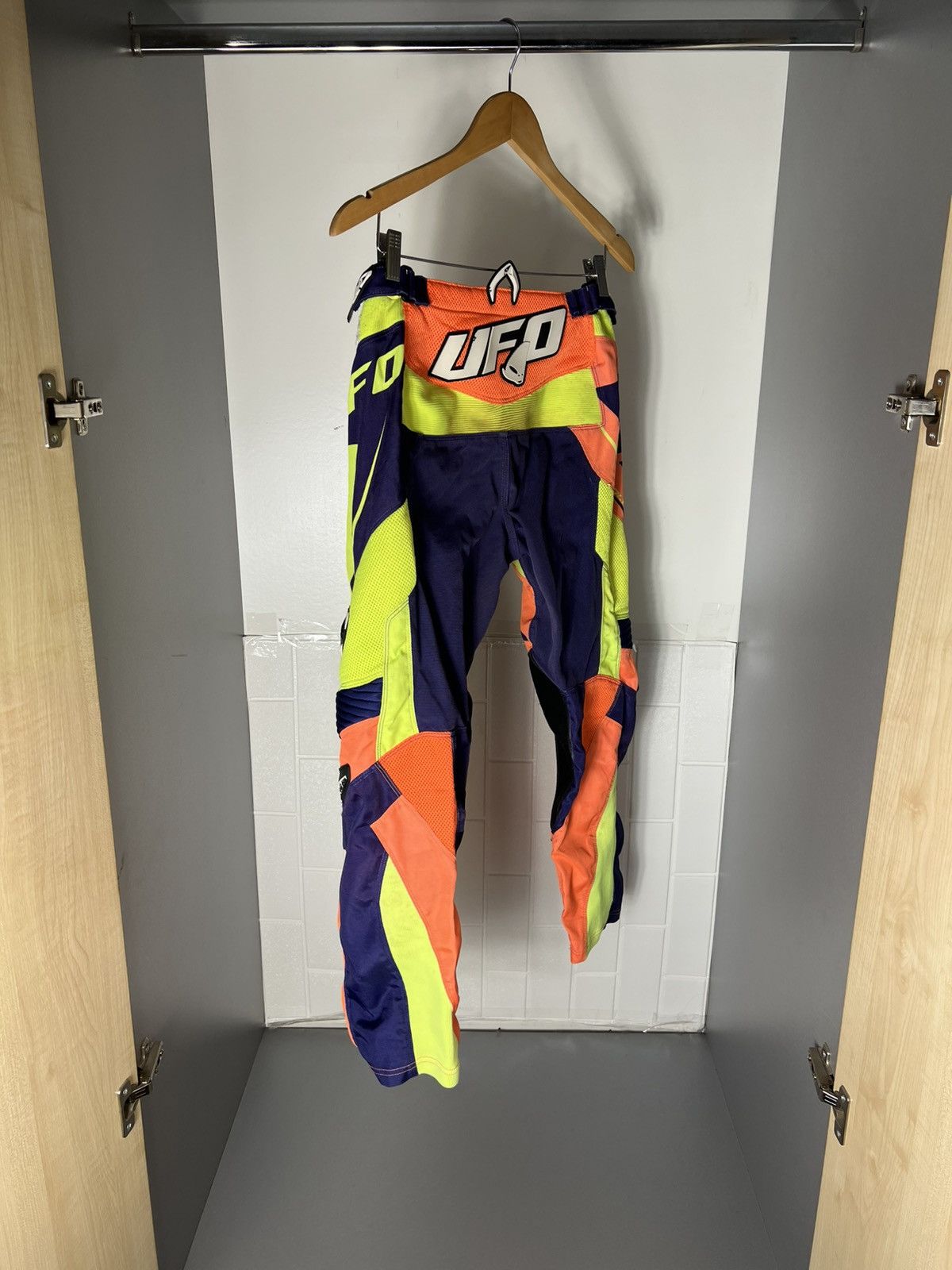 NASCAR UFO PLAST MOTORCYCLE PANTS RACING BIKE CYCLE RETRO Y2K 90s Size US 28 / EU 44 - 22 Thumbnail