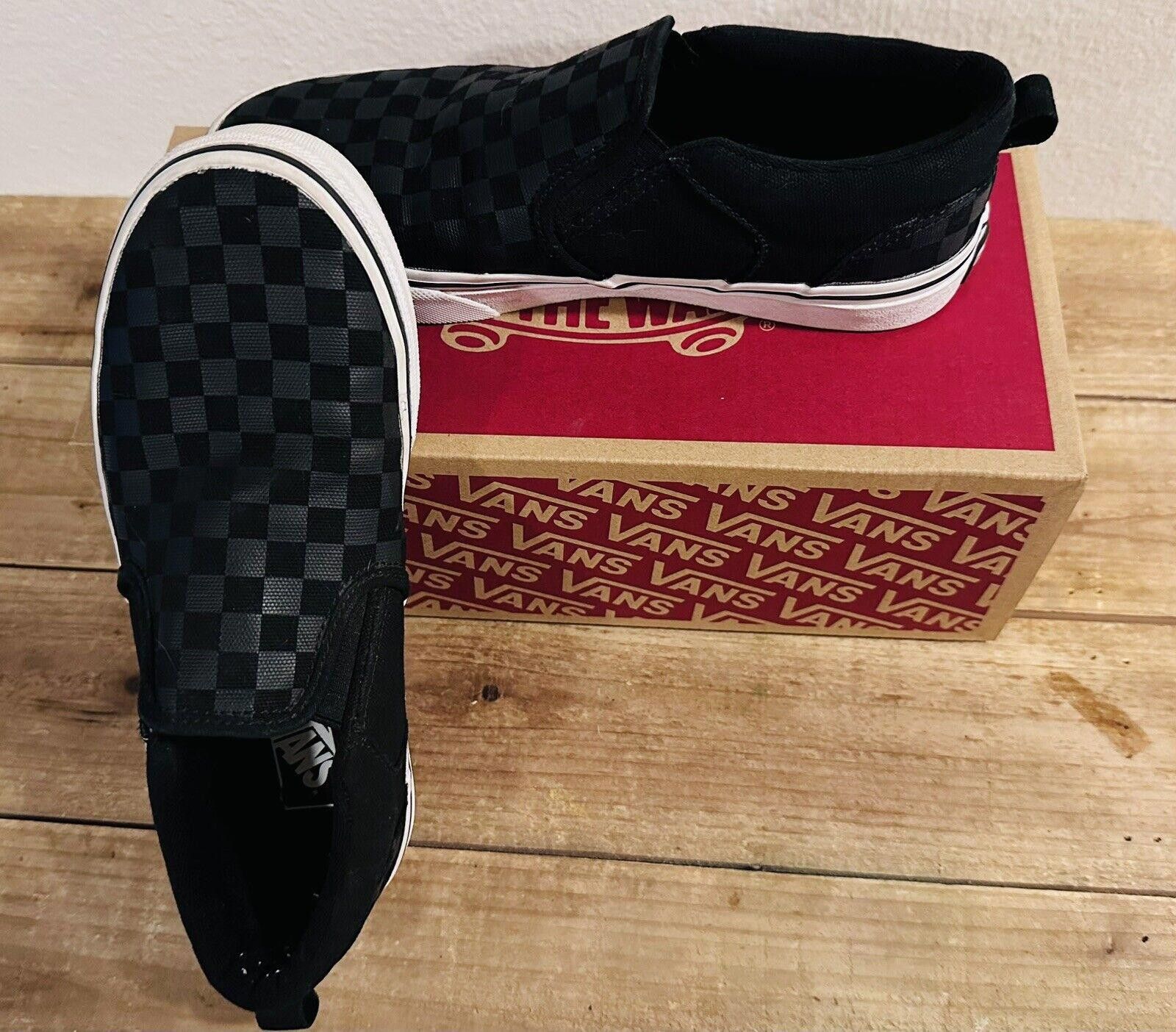 Vans VANS Classic Slip-On Checkerboard Shoes-Youth Size 5.0 Size US 5 / EU 37 - 4 Thumbnail