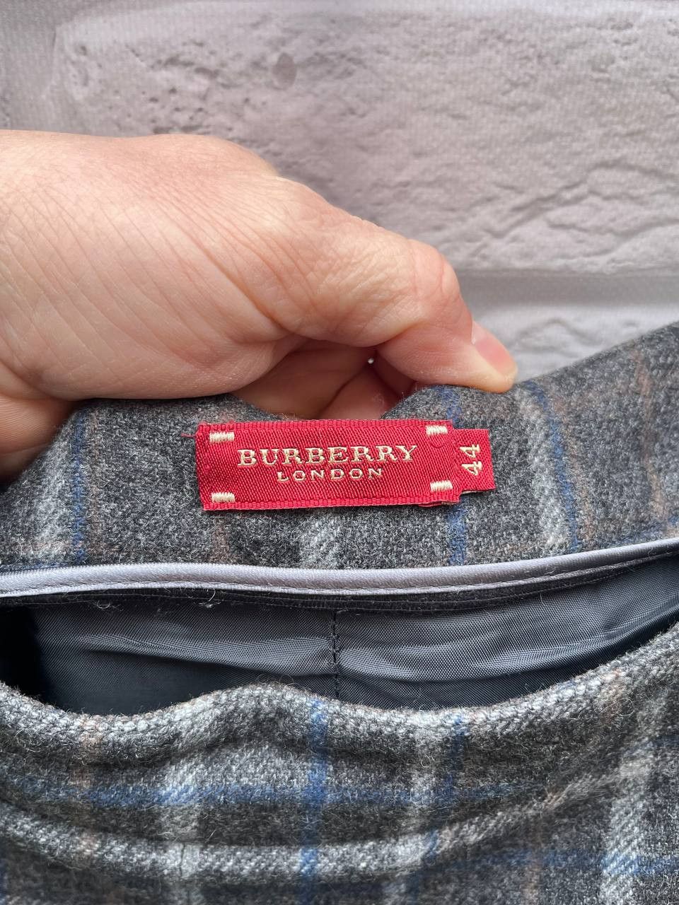 Burberry Vintage Burberry shorts and skirts (rare item) Size 30" / US 8 / IT 44 - 7 Thumbnail