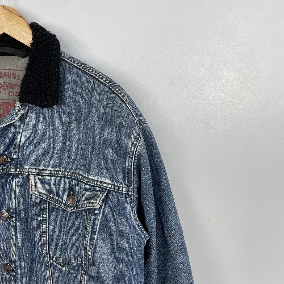 Levi's Hot Vintage 80’s Sherpa Levi’s denim cropped bomber jacket Size US L / EU 52-54 / 3 - 6 Thumbnail
