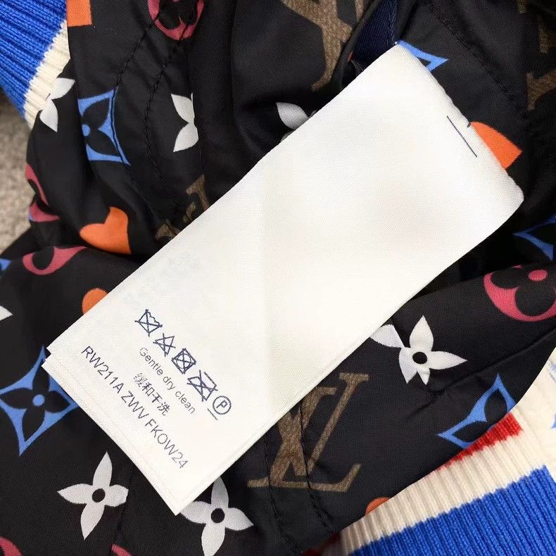 Louis Vuitton Louis Vuitton Nylon presbyopic print reversible jacket Size XS / US 0-2 / IT 36-38 - 6 Thumbnail
