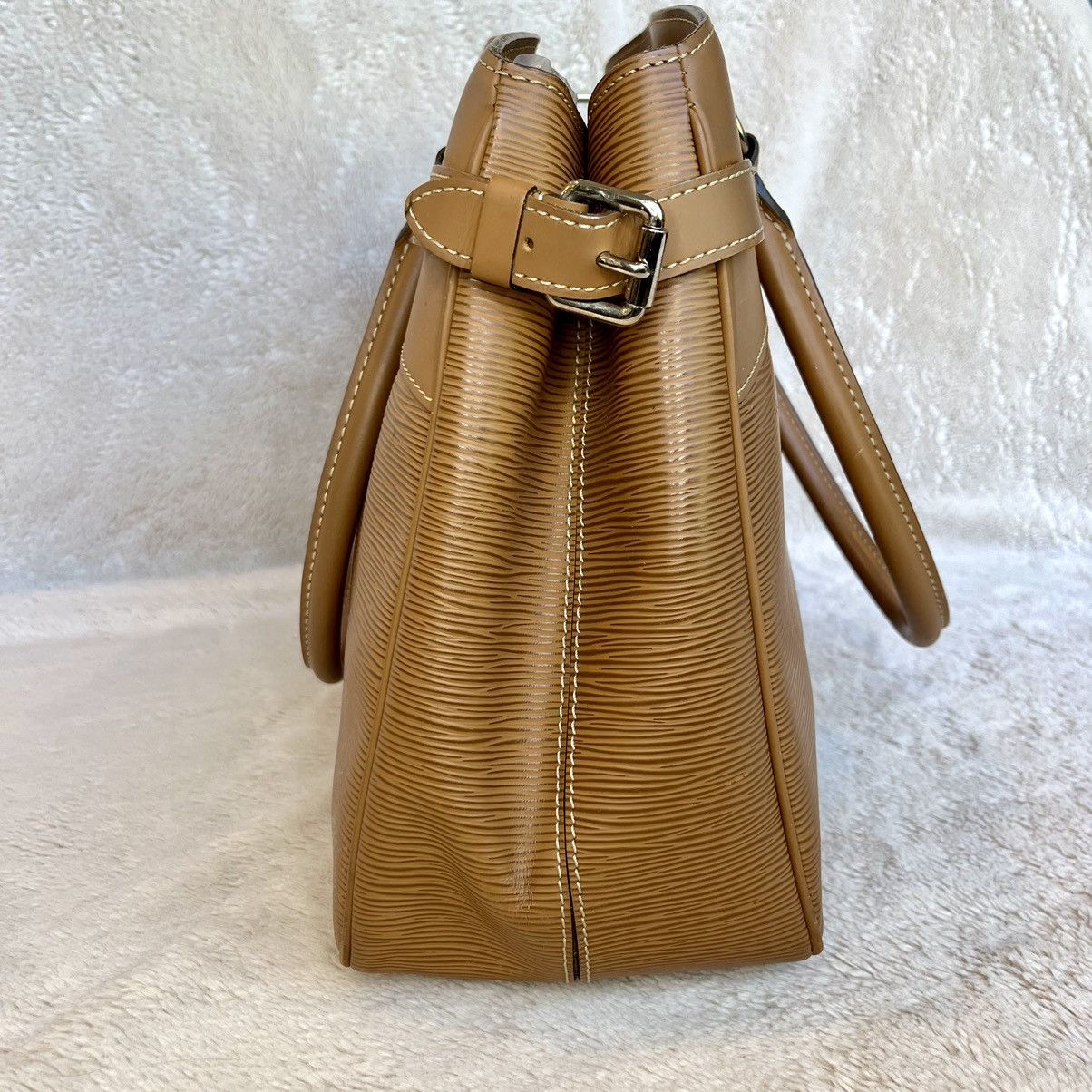 Louis Vuitton Louis Vuitton Cognac Epi Passy GM Shoulder Bag Size ONE SIZE - 5 Thumbnail