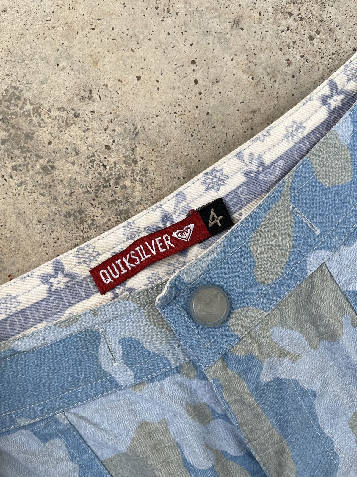 Japanese Brand × Quiksilver Vintage Y2K Quicksilver X Roxy Camouflage Pants Size US 32 / EU 48 - 11 Thumbnail