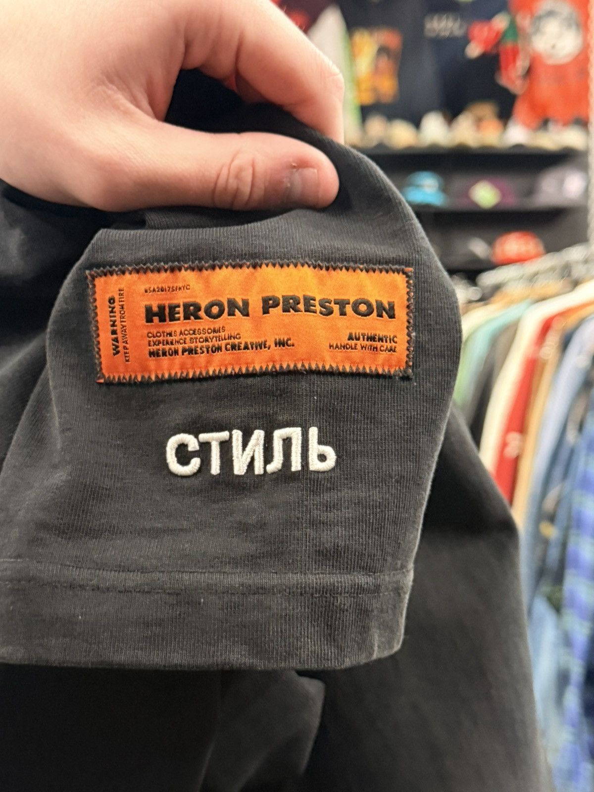 Heron Preston Heron Preston Logo Tee Size US XL / EU 56 / 4 - 4 Thumbnail
