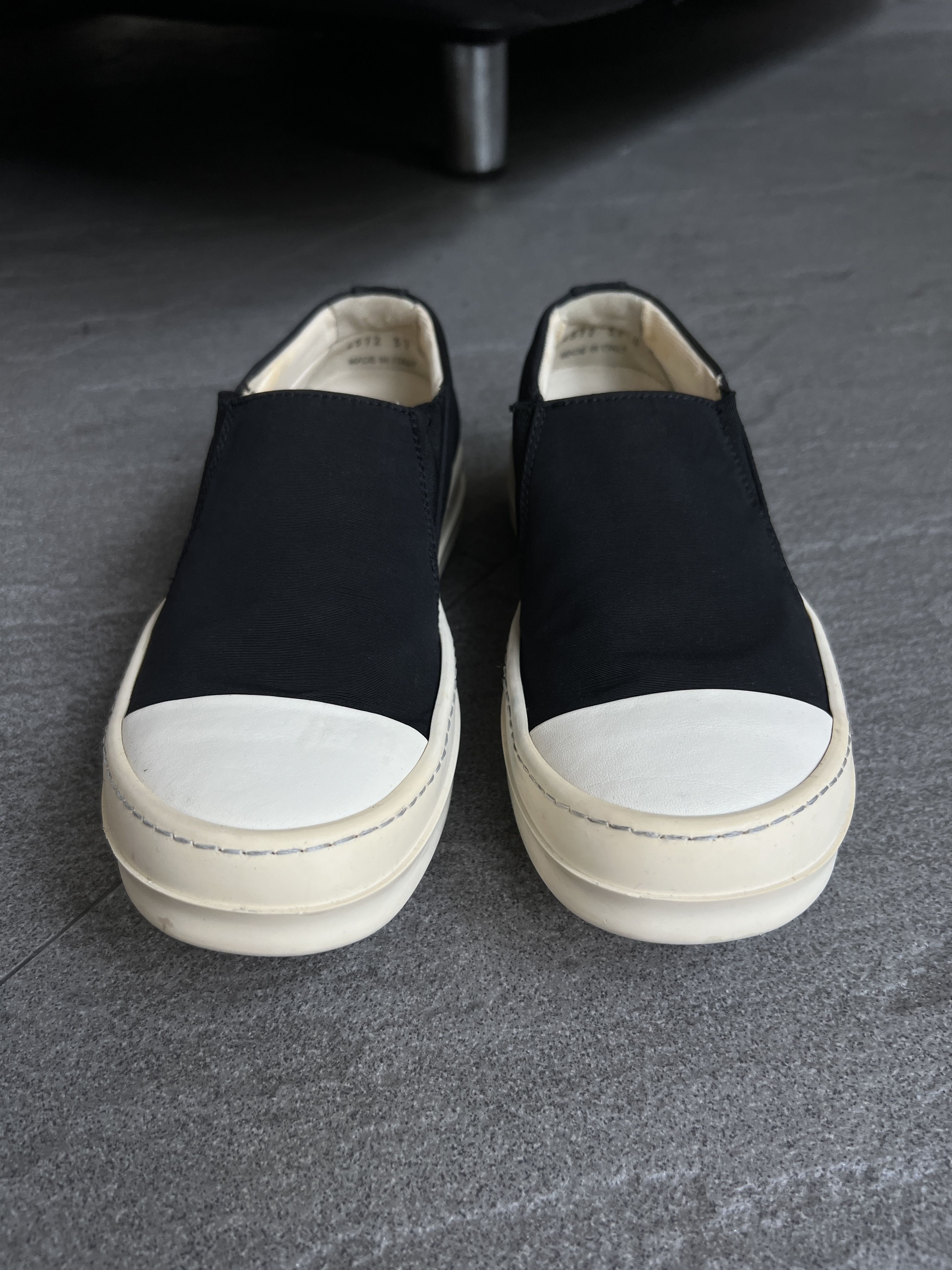 Rick Owens Drkshdw Rick Owens DRKSHDW Slip On Sneakers Black EU37 Size US 7 / IT 37 - 2 Thumbnail