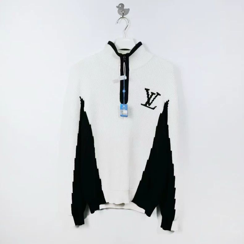 Louis Vuitton Louis Vuitton Logo embroidered semi-zippered cotton long-s Size US XL / EU 56 / 4 - 1 Thumbnail