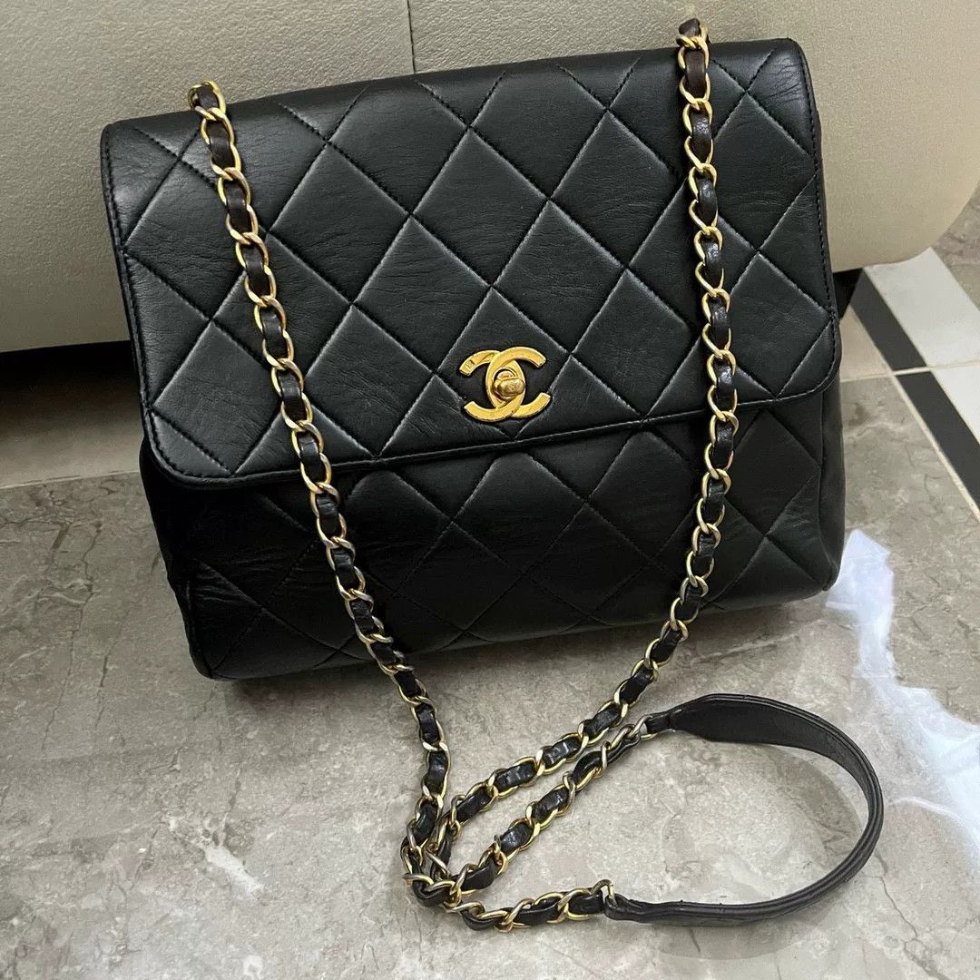 Chanel Pre-loved Bag Very good condition Size ONE SIZE - 1 Thumbnail
