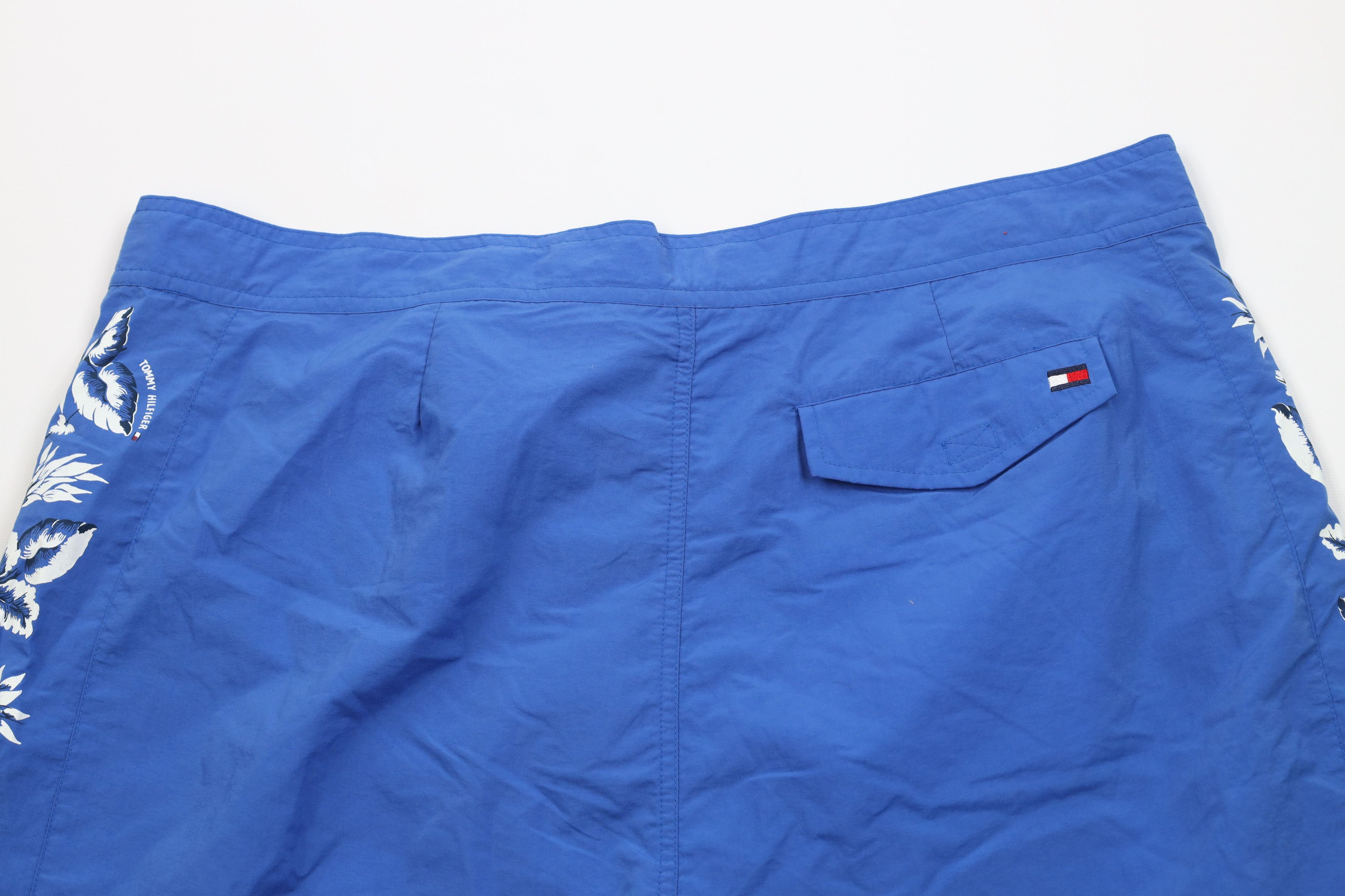 Tommy Hilfiger Vintage Y2K 2002 Tommy Hilfiger Flower Board Shorts Blue Size US 38 / EU 54 - 10 Thumbnail